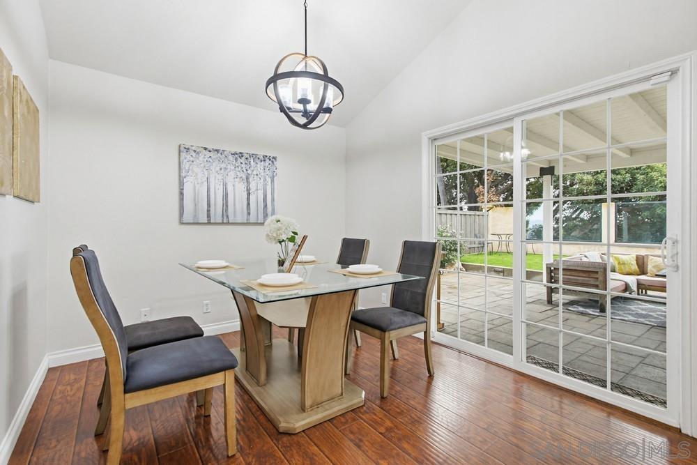 Detail Gallery Image 11 of 44 For 9525  High Park Ln, San Diego,  CA 92129 - 3 Beds | 2/1 Baths