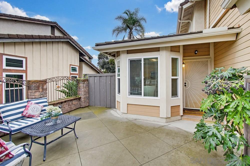 Detail Gallery Image 4 of 44 For 9525  High Park Ln, San Diego,  CA 92129 - 3 Beds | 2/1 Baths