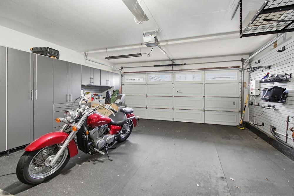 Detail Gallery Image 33 of 44 For 9525  High Park Ln, San Diego,  CA 92129 - 3 Beds | 2/1 Baths