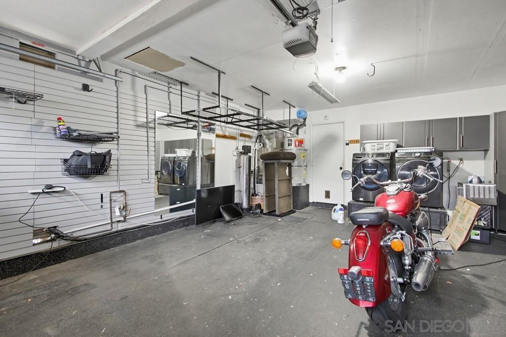 Detail Gallery Image 34 of 44 For 9525  High Park Ln, San Diego,  CA 92129 - 3 Beds | 2/1 Baths