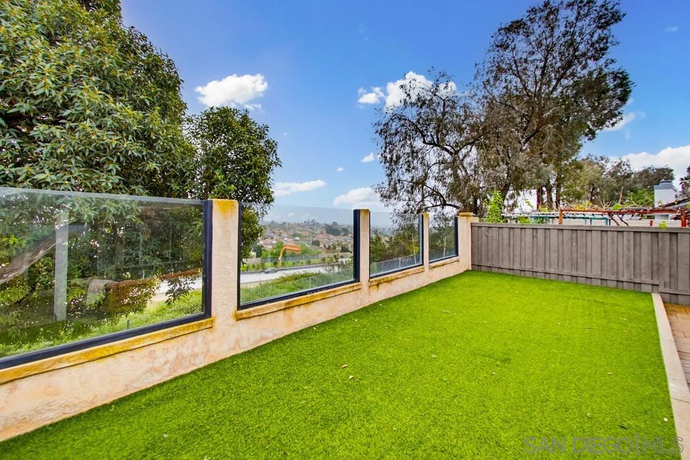 Detail Gallery Image 38 of 44 For 9525  High Park Ln, San Diego,  CA 92129 - 3 Beds | 2/1 Baths