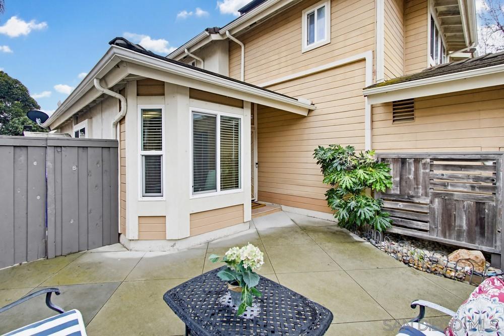 Detail Gallery Image 6 of 44 For 9525  High Park Ln, San Diego,  CA 92129 - 3 Beds | 2/1 Baths