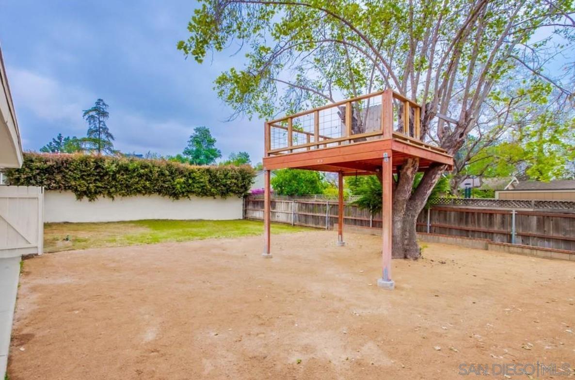 Detail Gallery Image 17 of 18 For , La Mesa,  CA 91941 - 3 Beds | 2 Baths