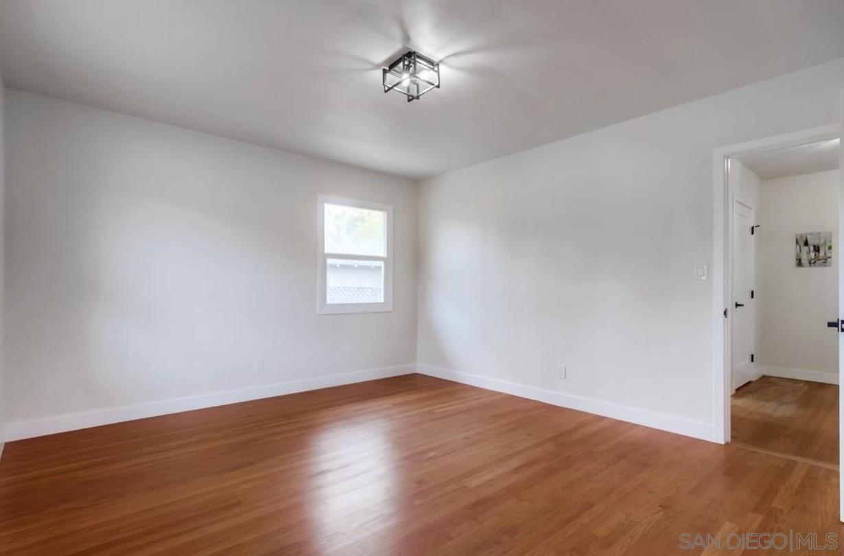 Detail Gallery Image 10 of 18 For , La Mesa,  CA 91941 - 3 Beds | 2 Baths