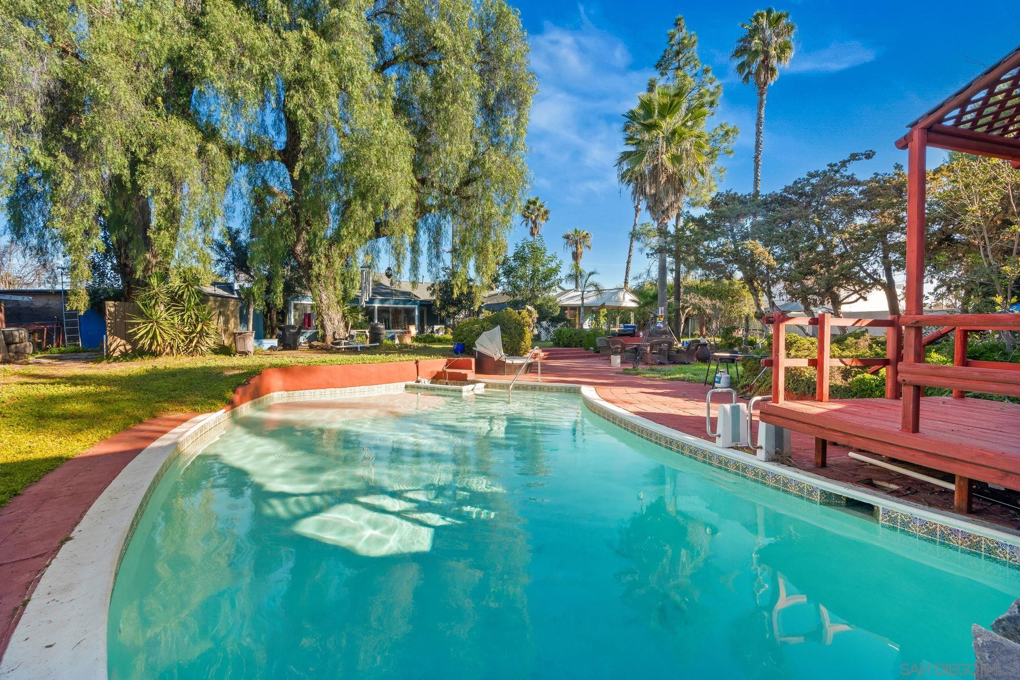 Front Image Thumbnail for SD260004137