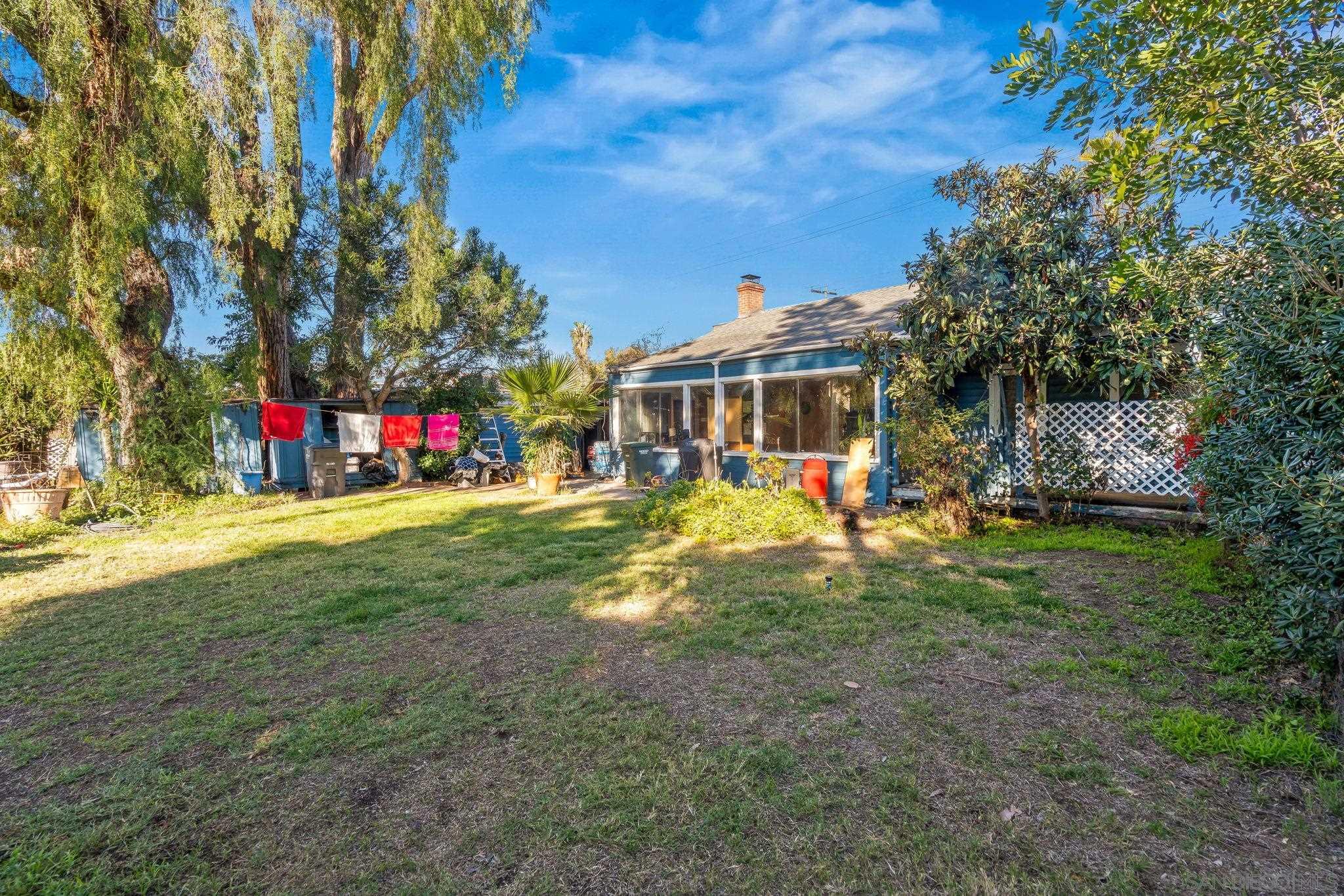 Detail Gallery Image 16 of 42 For 307 E Washington Ave, El Cajon,  CA 92020 - 4 Beds | 3 Baths