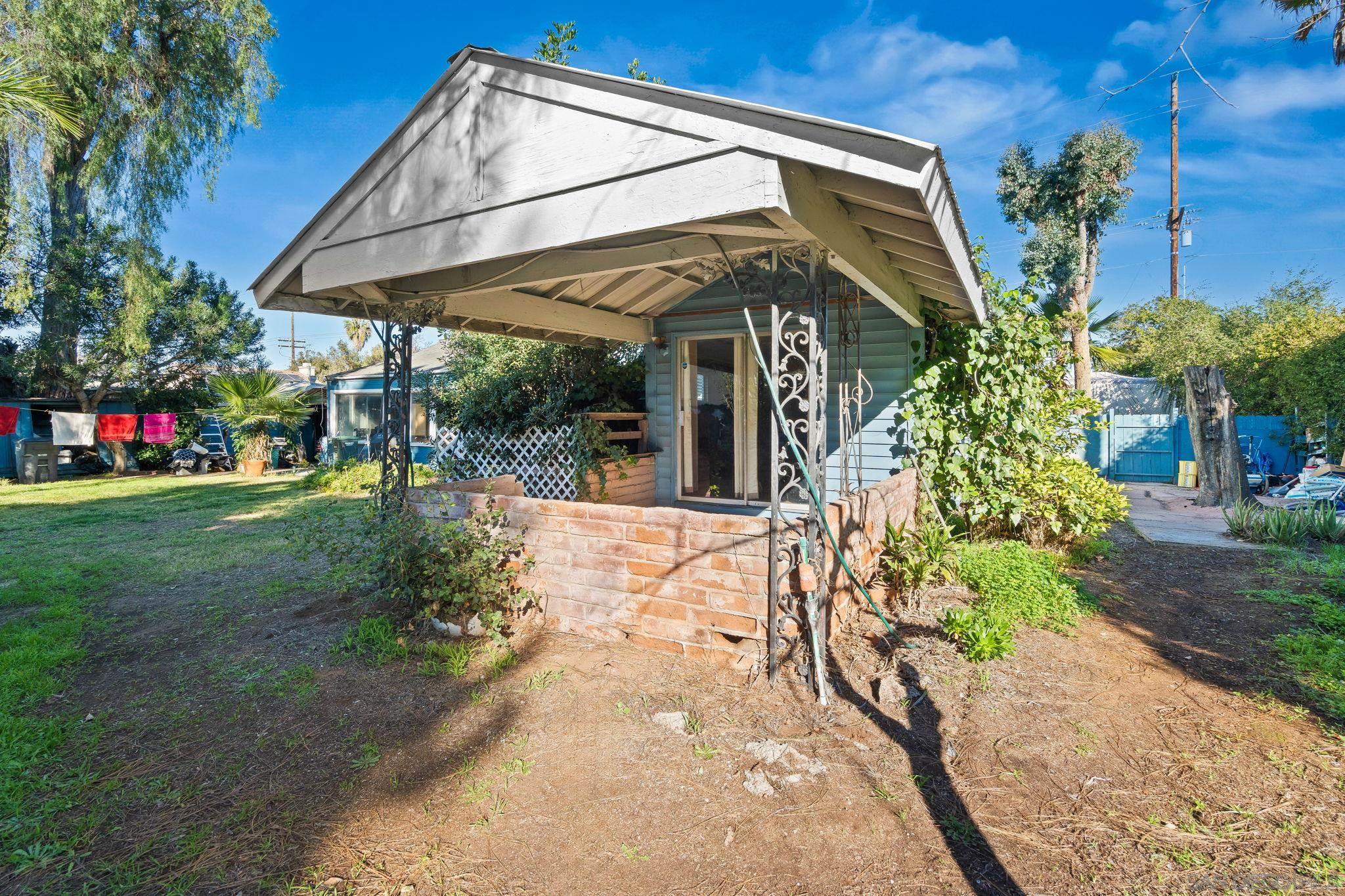 Detail Gallery Image 18 of 42 For 307 E Washington Ave, El Cajon,  CA 92020 - 4 Beds | 3 Baths