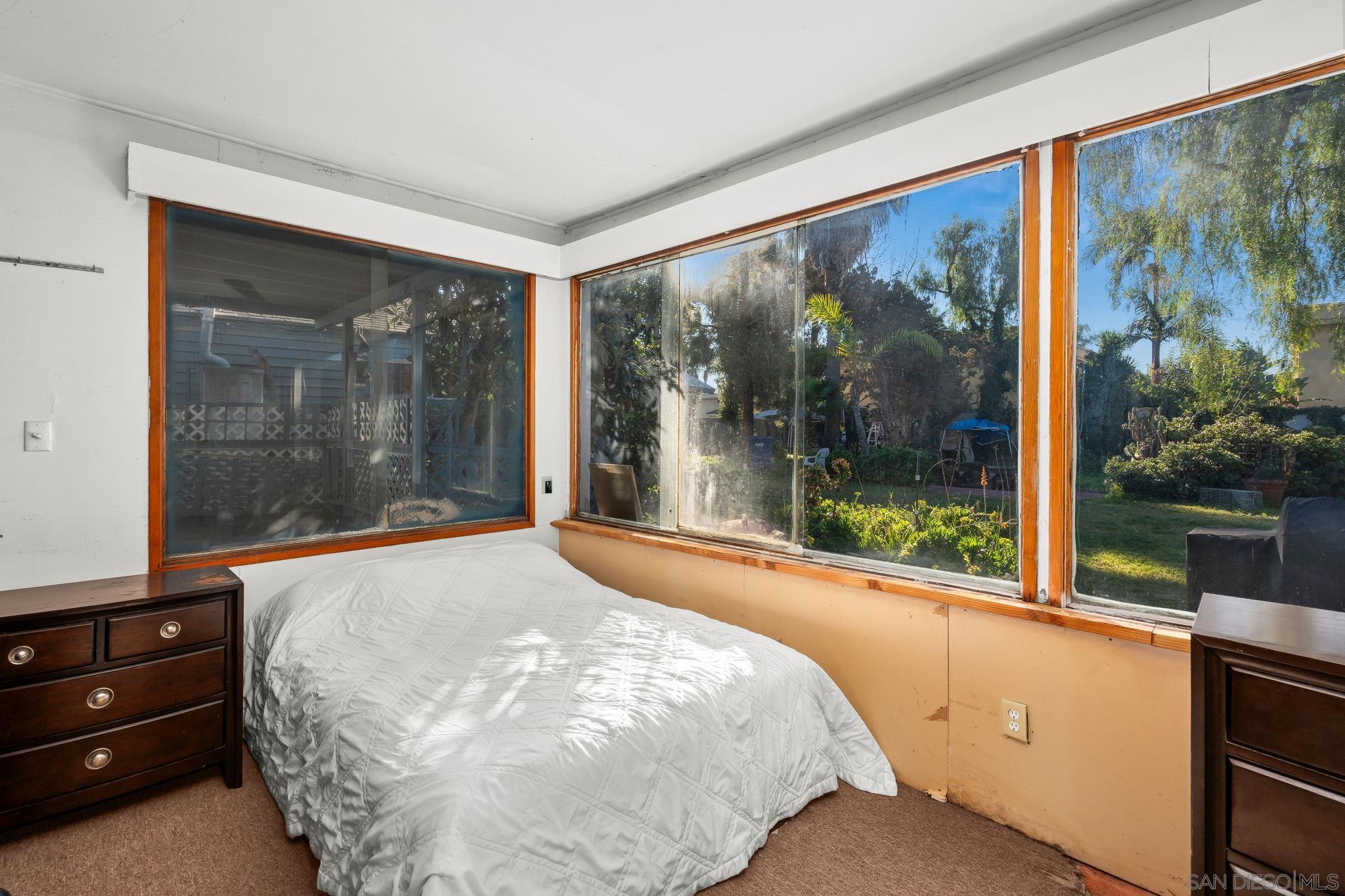 Detail Gallery Image 23 of 42 For 307 E Washington Ave, El Cajon,  CA 92020 - 4 Beds | 3 Baths