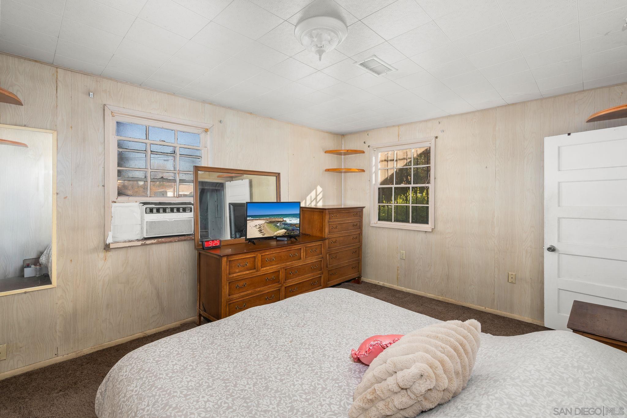 Detail Gallery Image 27 of 42 For 307 E Washington Ave, El Cajon,  CA 92020 - 4 Beds | 3 Baths