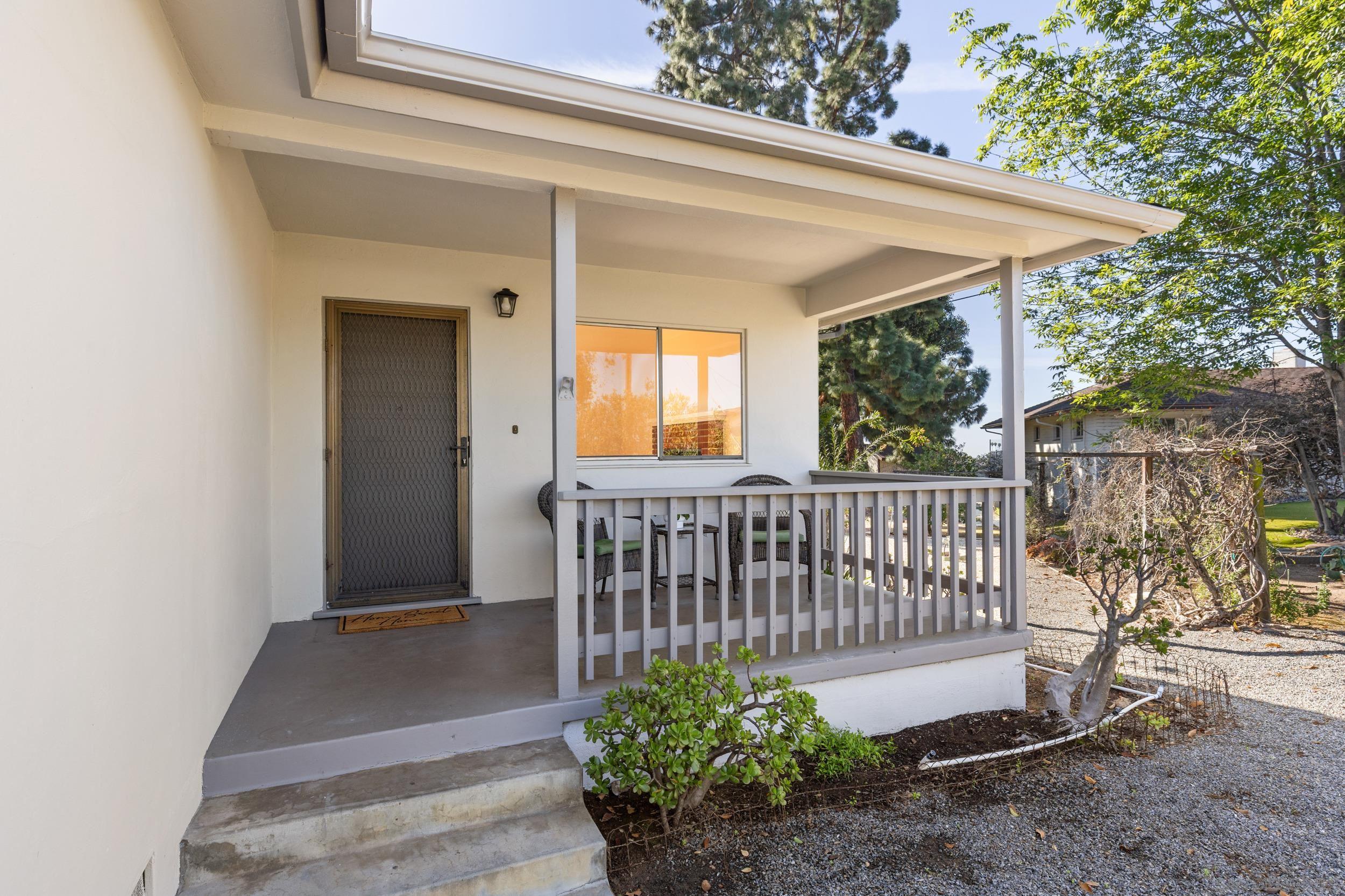 Detail Gallery Image 3 of 50 For 905  Loma Ct, El Cajon,  CA 92020 - 2 Beds | 1 Baths