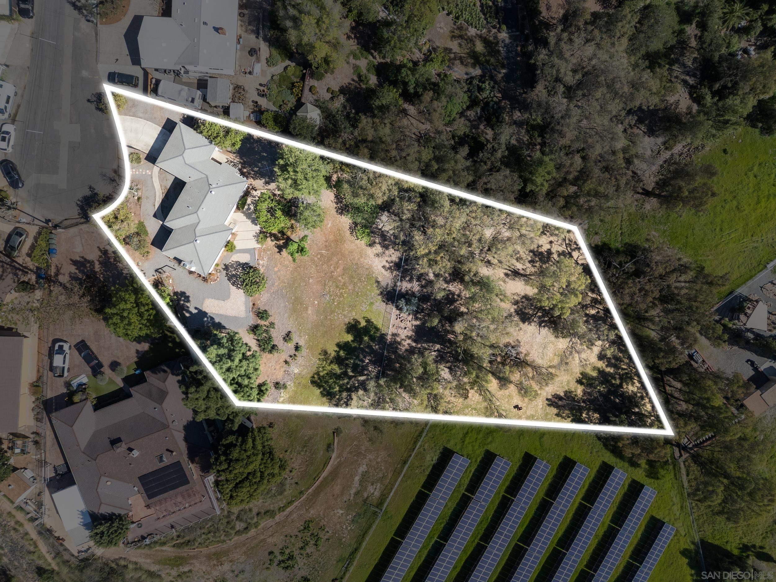 Detail Gallery Image 4 of 50 For 905  Loma Ct, El Cajon,  CA 92020 - 2 Beds | 1 Baths