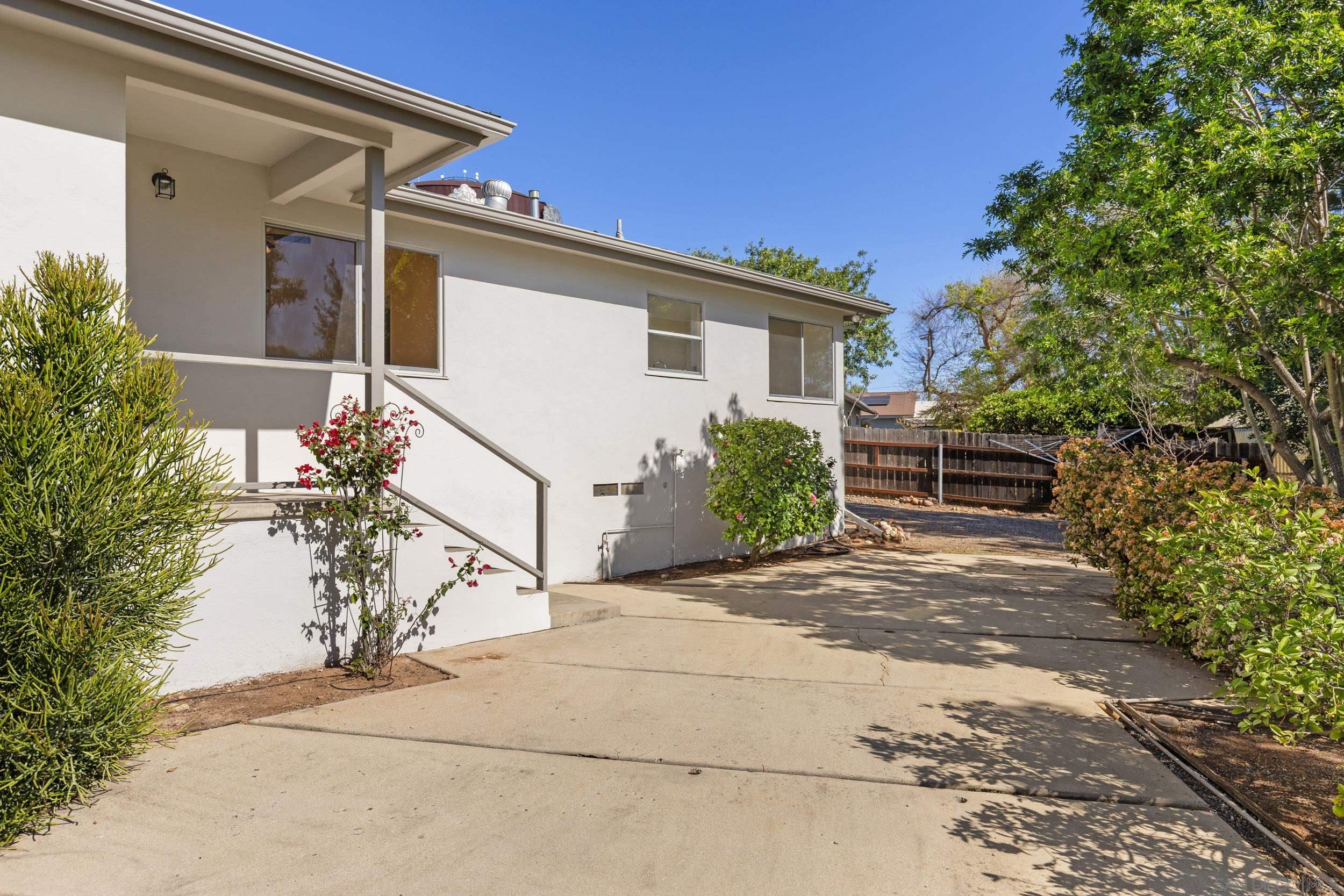 Detail Gallery Image 33 of 50 For 905  Loma Ct, El Cajon,  CA 92020 - 2 Beds | 1 Baths