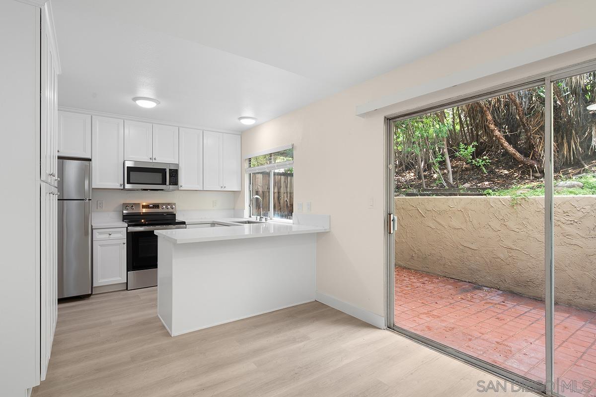 Detail Gallery Image 18 of 43 For 5352  Lake Murray Blvd, La Mesa,  CA 91942 - 2 Beds | 2/1 Baths