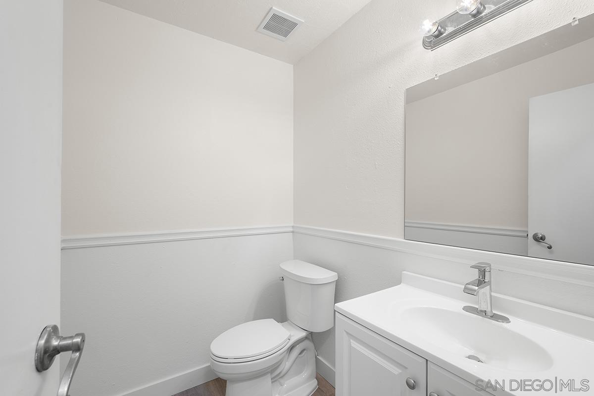 Detail Gallery Image 23 of 43 For 5352  Lake Murray Blvd, La Mesa,  CA 91942 - 2 Beds | 2/1 Baths