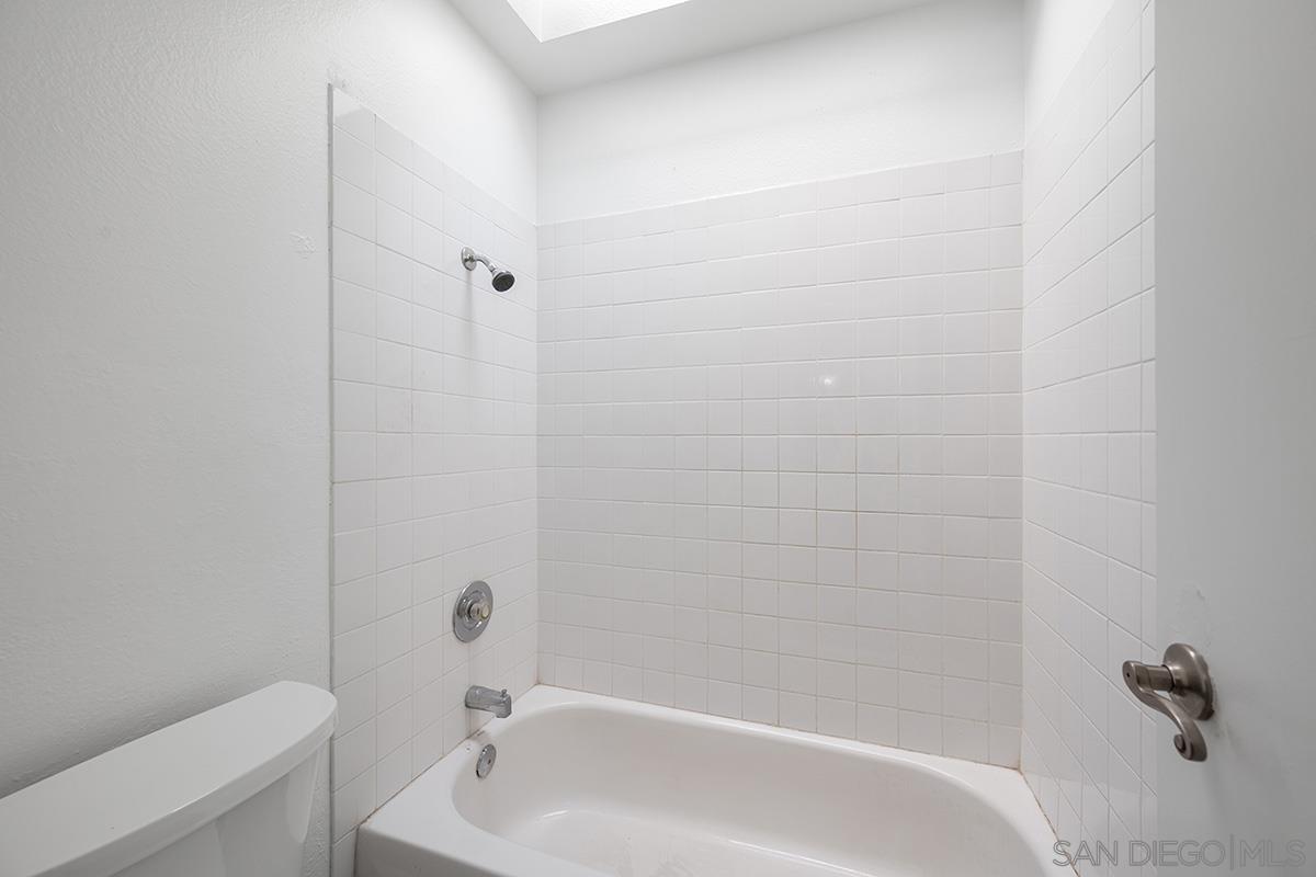 Detail Gallery Image 31 of 43 For 5352  Lake Murray Blvd, La Mesa,  CA 91942 - 2 Beds | 2/1 Baths