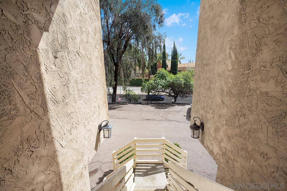 Detail Gallery Image 5 of 43 For 5352  Lake Murray Blvd, La Mesa,  CA 91942 - 2 Beds | 2/1 Baths