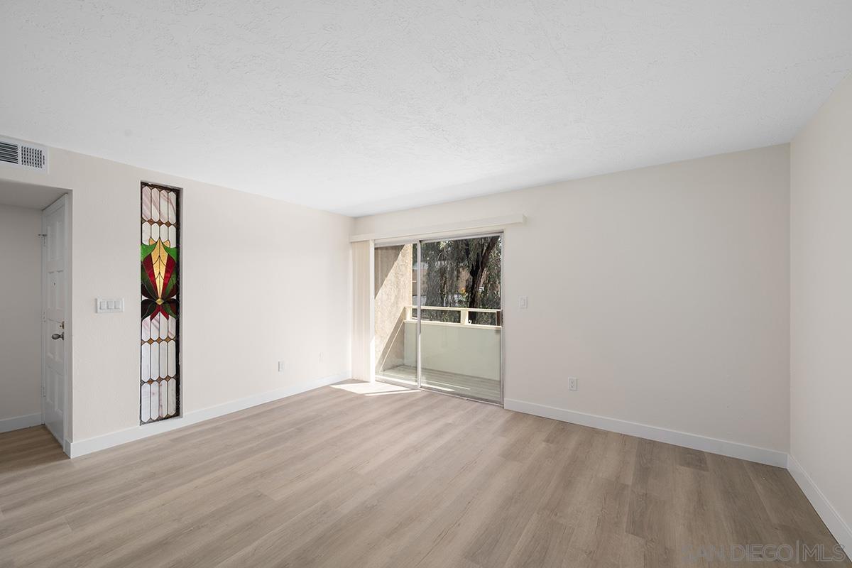 Detail Gallery Image 9 of 43 For 5352  Lake Murray Blvd, La Mesa,  CA 91942 - 2 Beds | 2/1 Baths