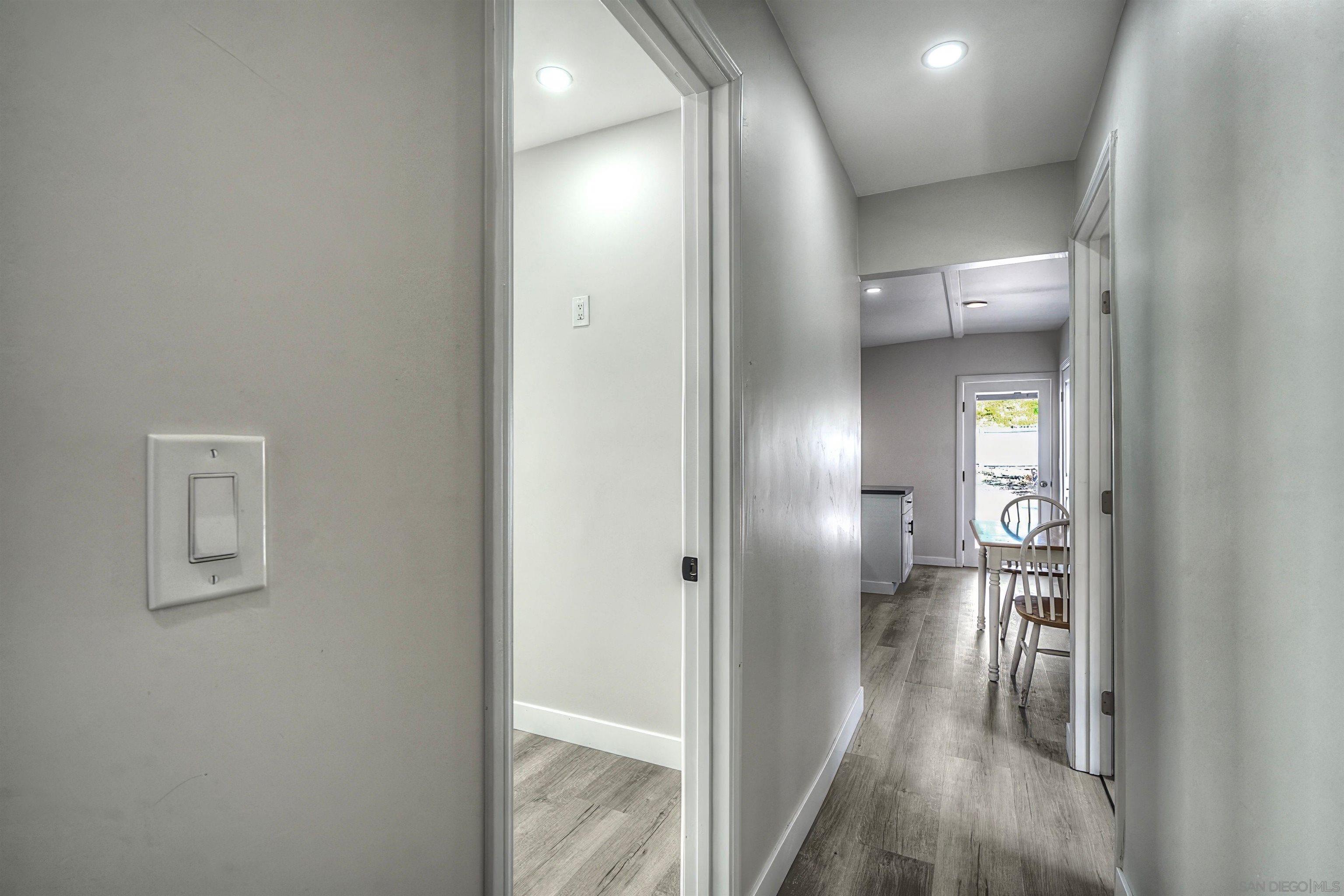 Detail Gallery Image 13 of 32 For 2548  Island Ave, San Diego,  CA 92102 - 4 Beds | 2 Baths