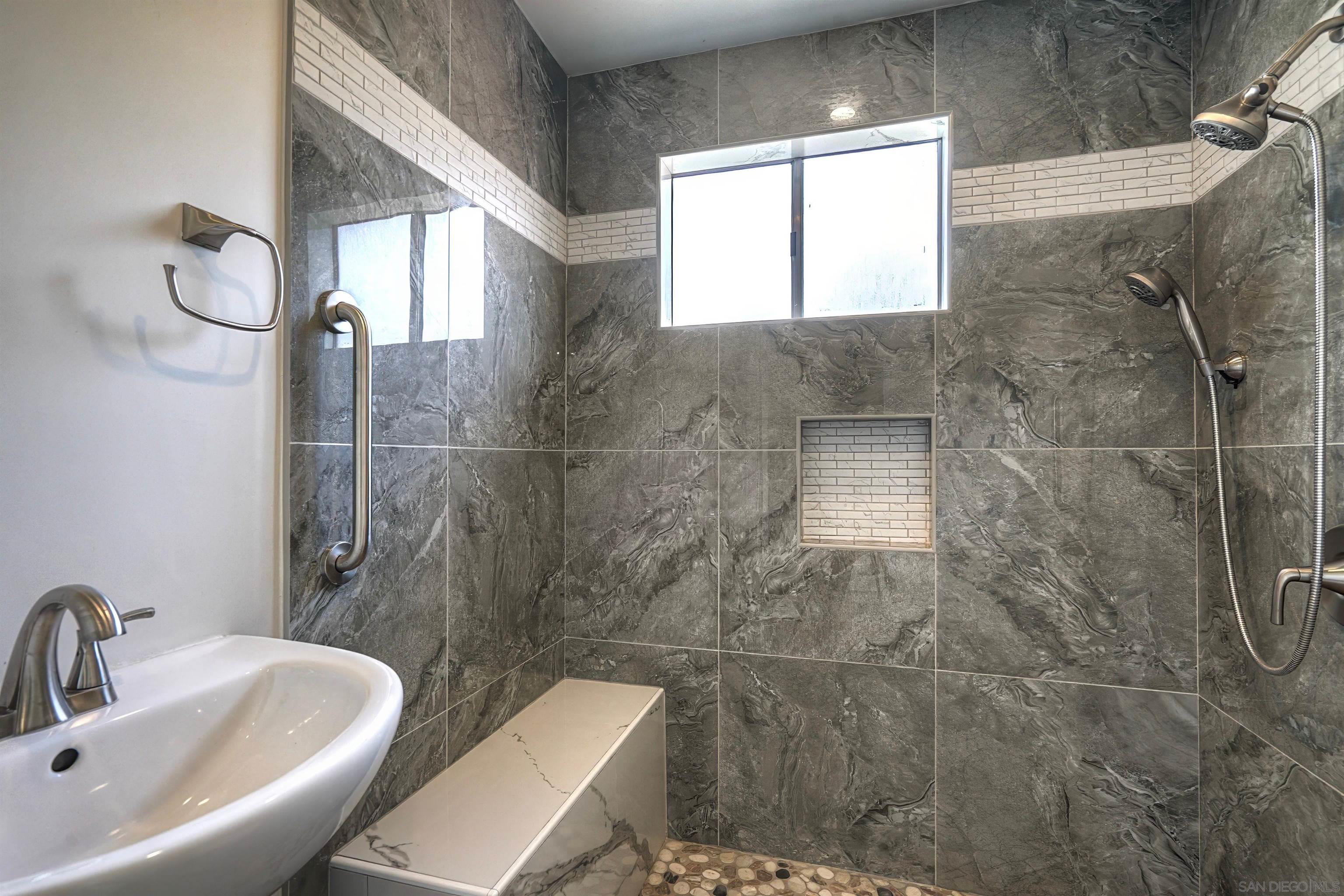 Detail Gallery Image 26 of 32 For 2548  Island Ave, San Diego,  CA 92102 - 4 Beds | 2 Baths