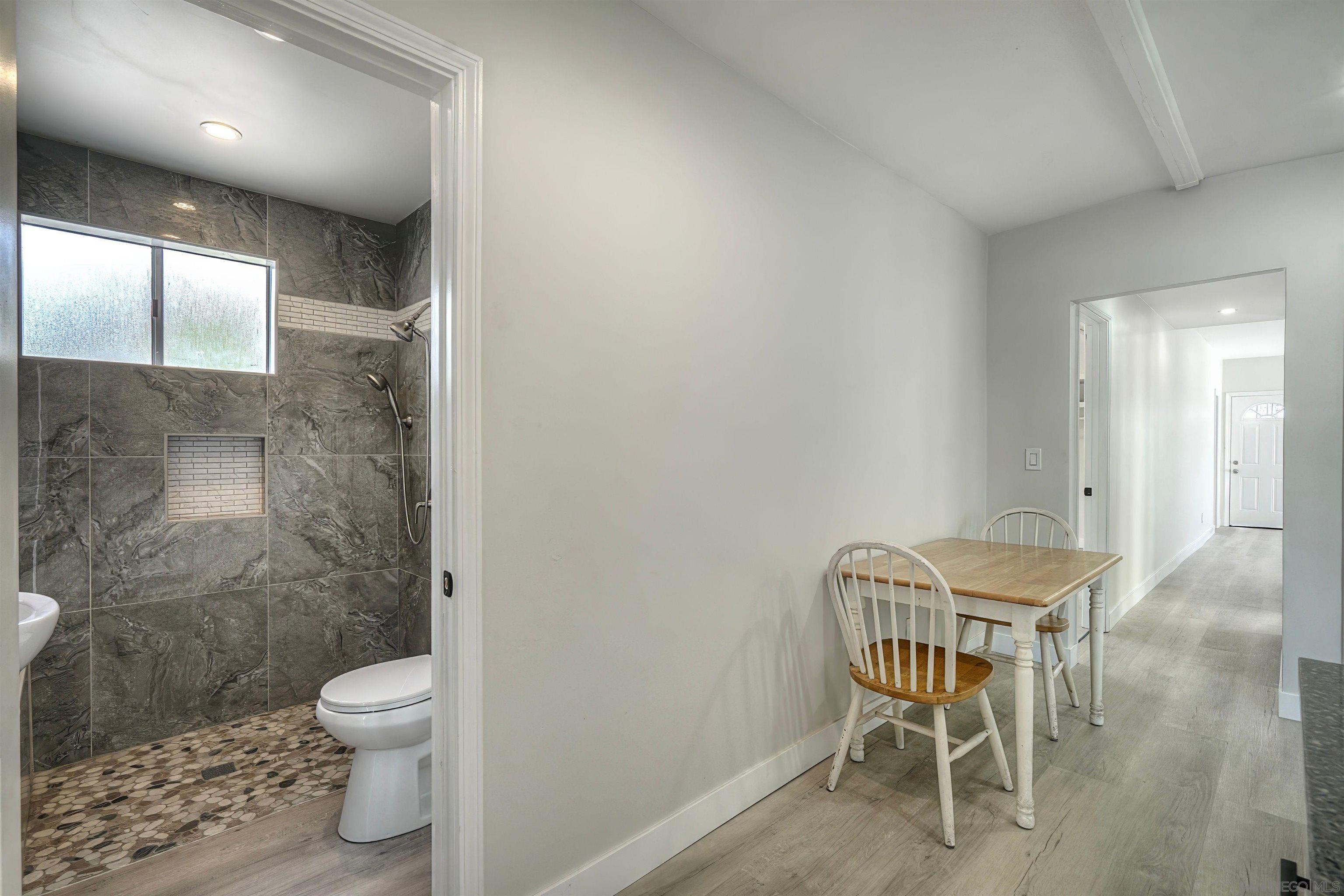 Detail Gallery Image 27 of 32 For 2548  Island Ave, San Diego,  CA 92102 - 4 Beds | 2 Baths