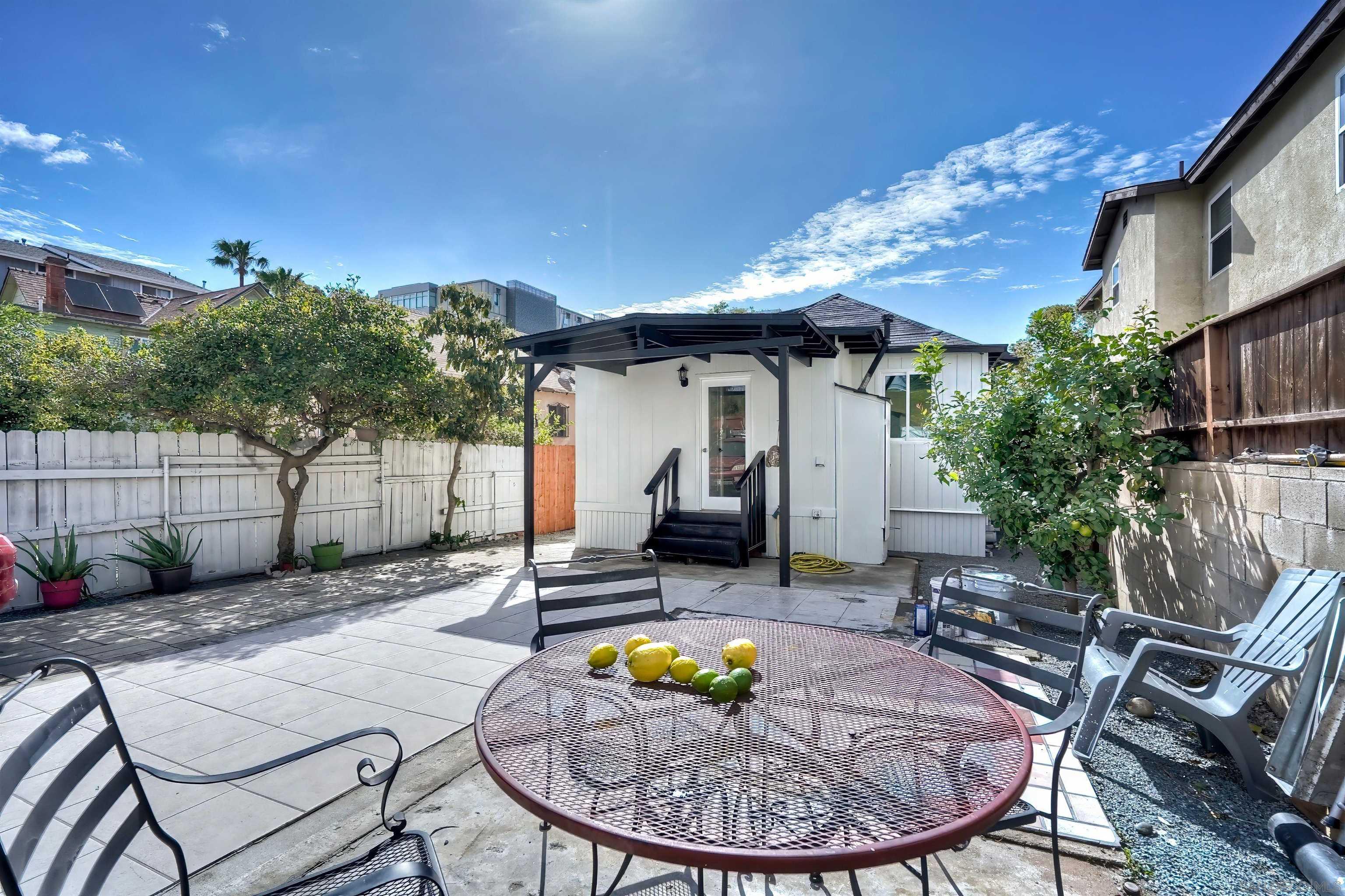 Detail Gallery Image 30 of 32 For 2548  Island Ave, San Diego,  CA 92102 - 4 Beds | 2 Baths