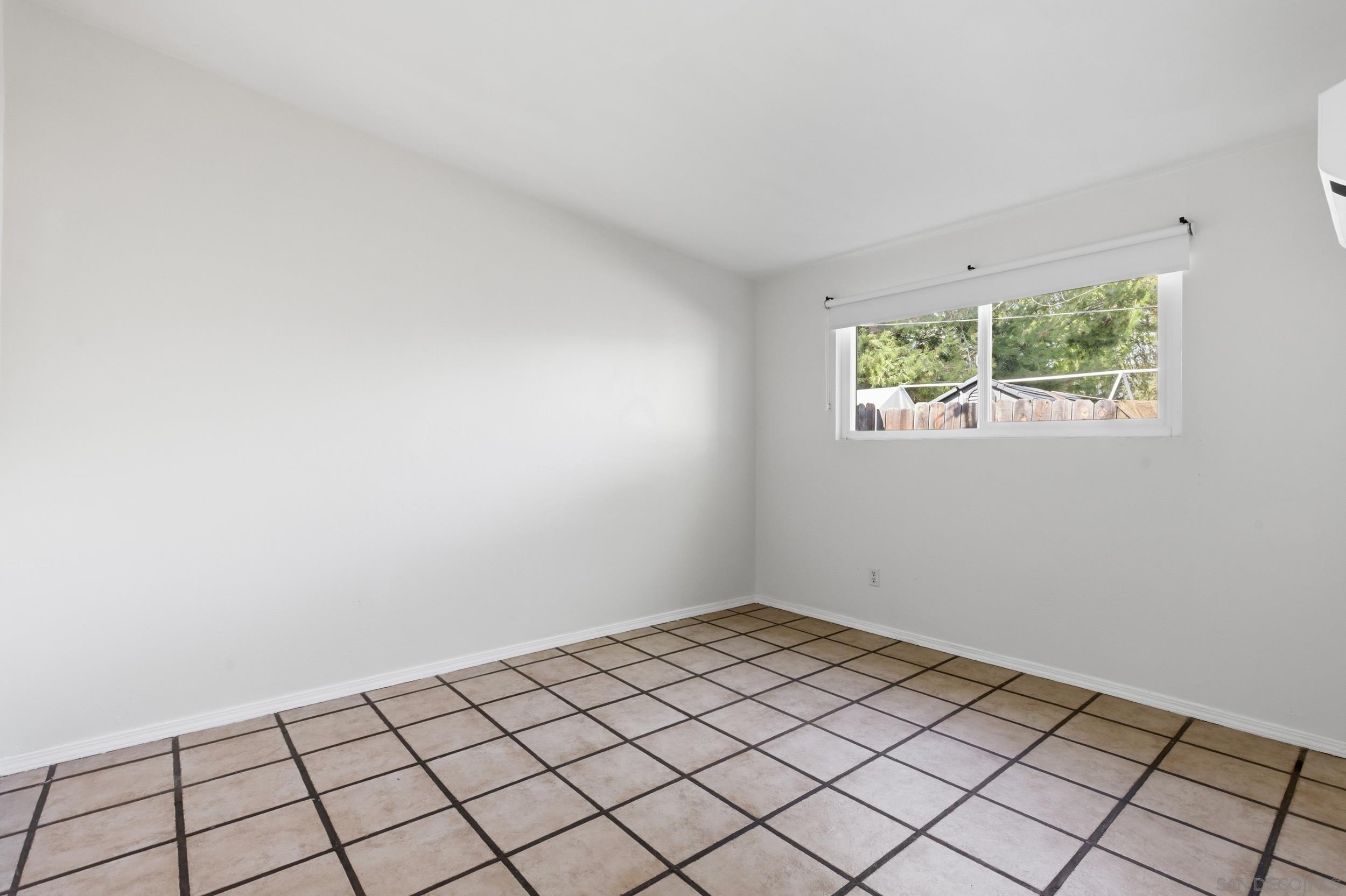 Detail Gallery Image 20 of 29 For 9241  Bloomdale St, Santee,  CA 92071 - 3 Beds | 2 Baths