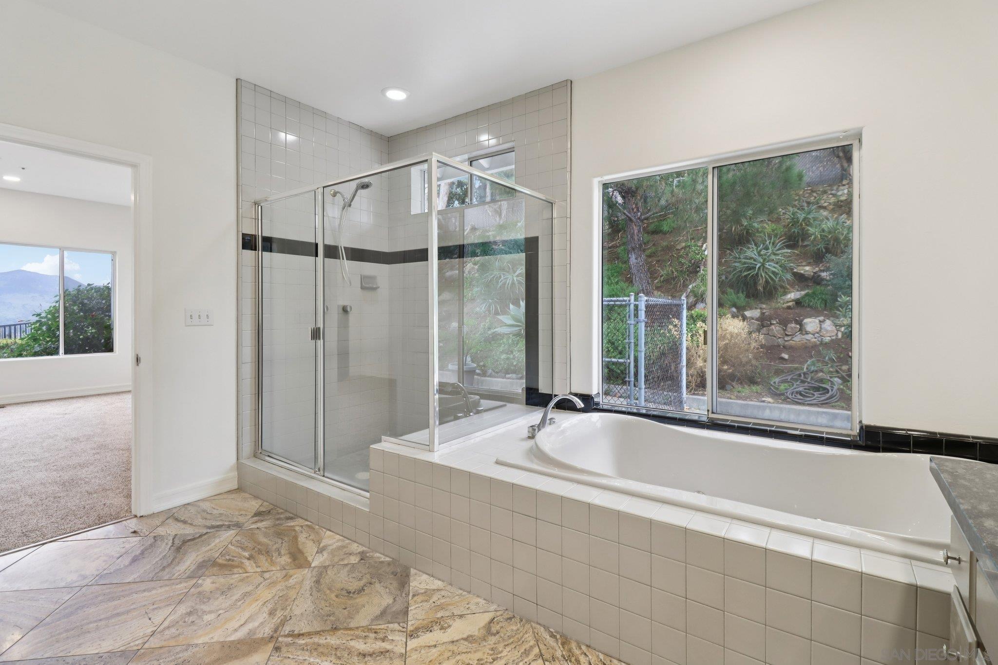 Detail Gallery Image 26 of 57 For 1240  Vista Sierra Drive, El Cajon,  CA 92019 - 5 Beds | 4 Baths