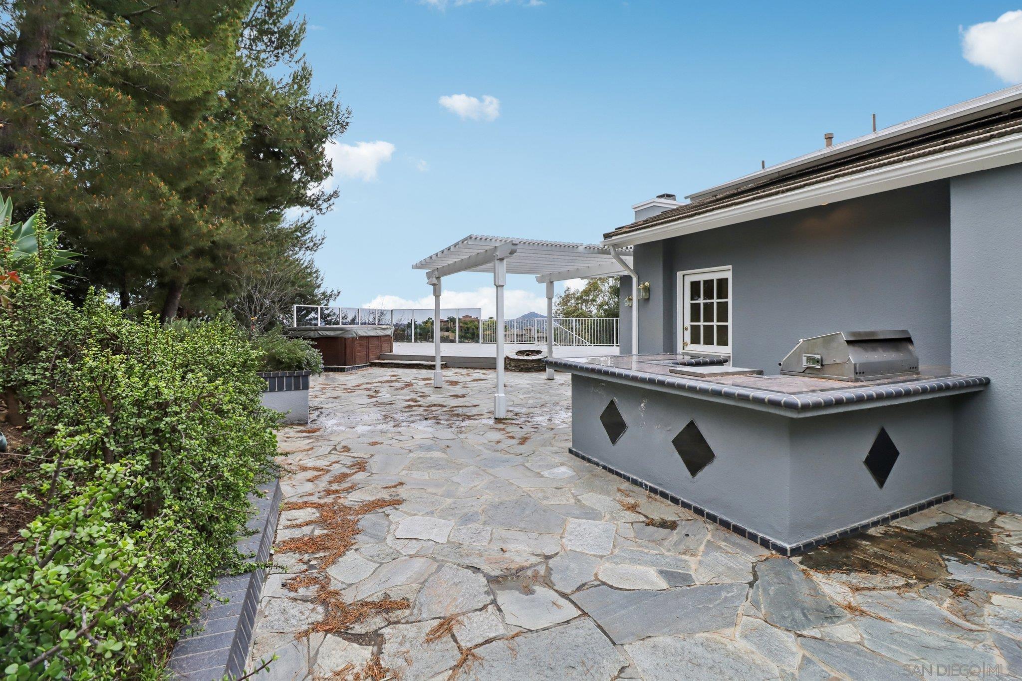 Detail Gallery Image 45 of 58 For 1240  Vista Sierra Drive, El Cajon,  CA 92019 - 5 Beds | 4 Baths