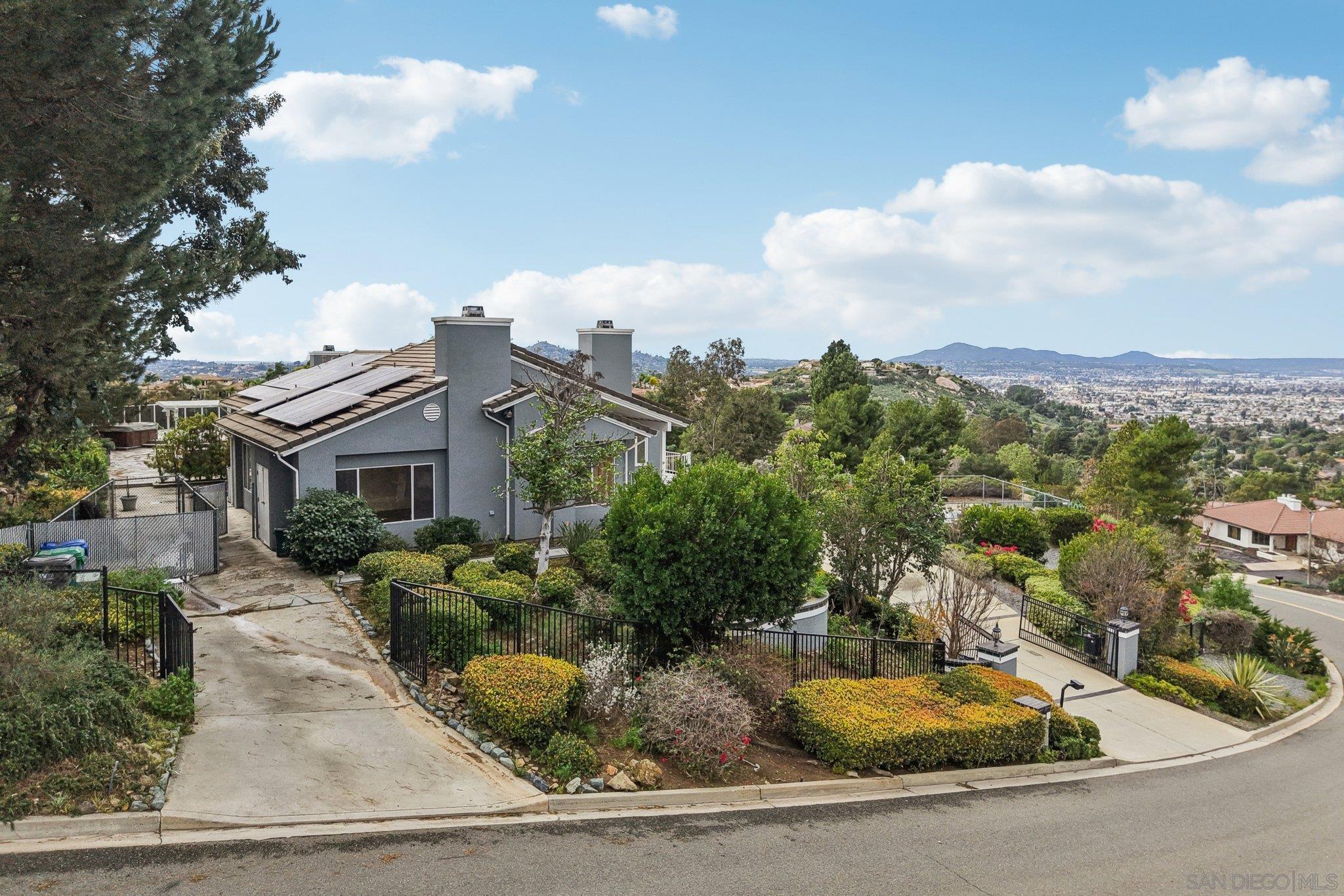 Detail Gallery Image 48 of 57 For 1240  Vista Sierra Drive, El Cajon,  CA 92019 - 5 Beds | 4 Baths