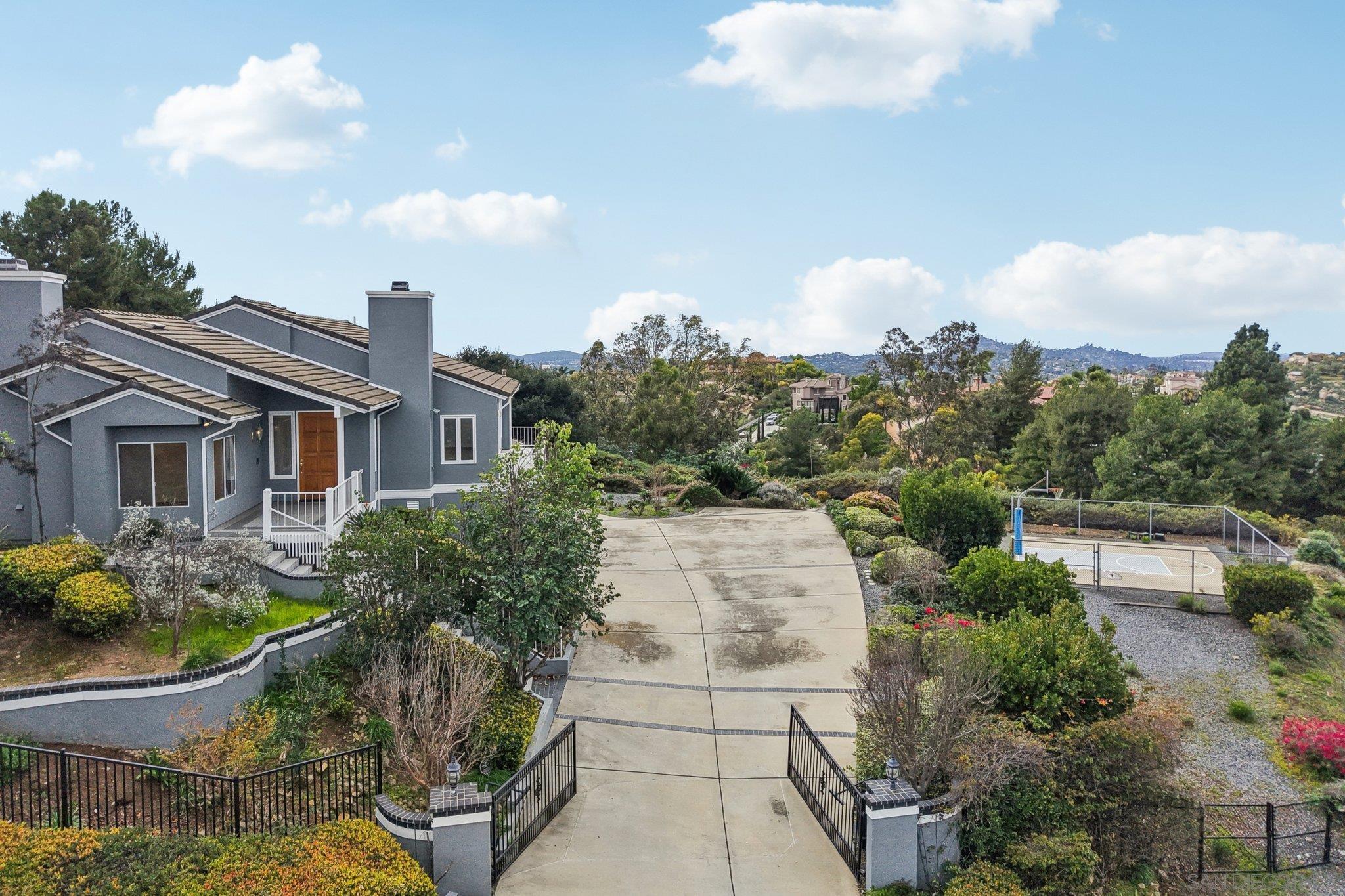 Detail Gallery Image 50 of 58 For 1240  Vista Sierra Drive, El Cajon,  CA 92019 - 5 Beds | 4 Baths