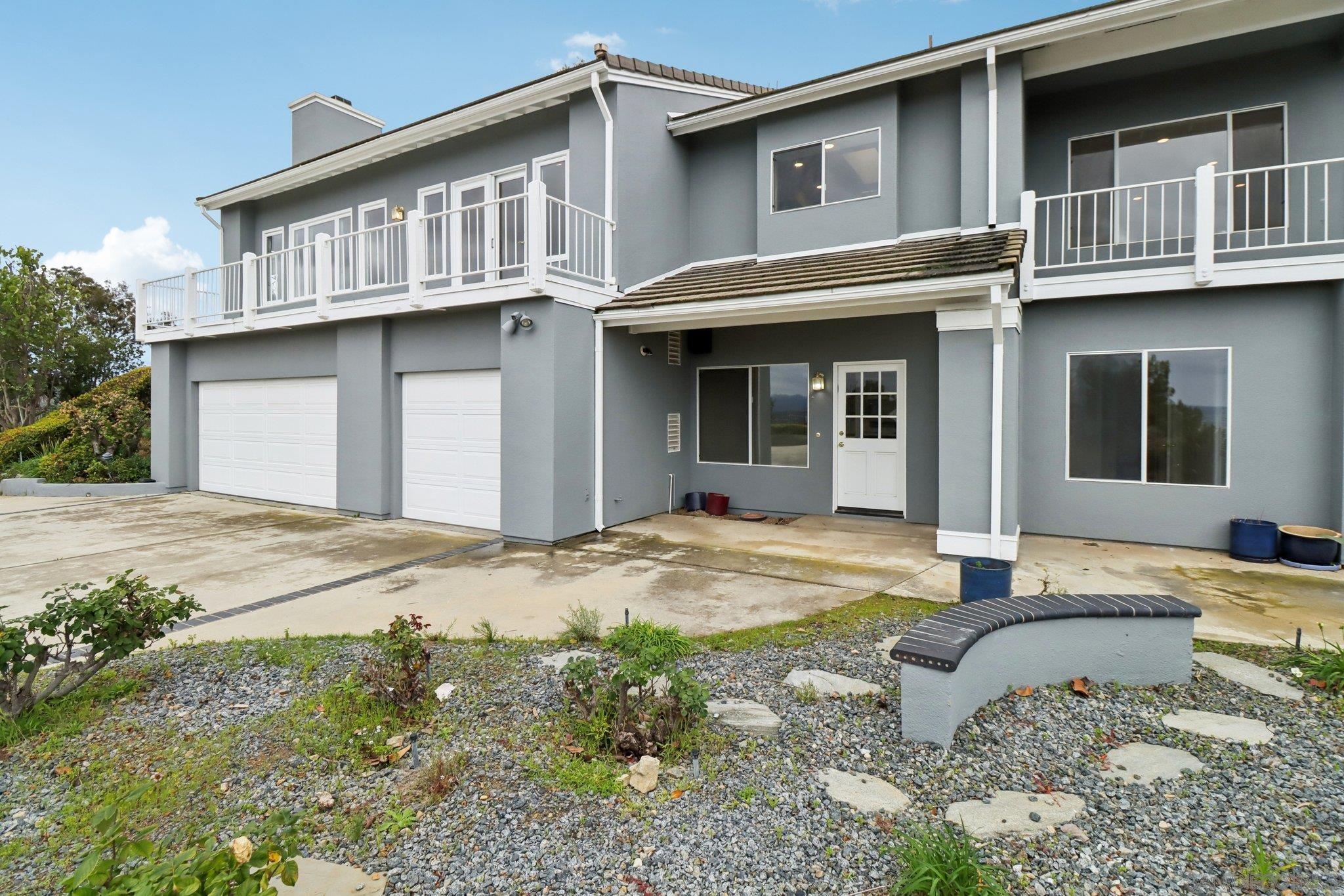 Detail Gallery Image 8 of 57 For 1240  Vista Sierra Drive, El Cajon,  CA 92019 - 5 Beds | 4 Baths