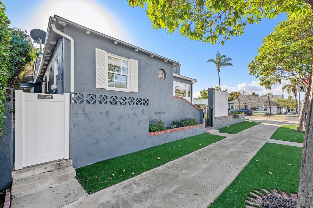 Detail Gallery Image 29 of 32 For 800  3rd St, Coronado,  CA 92118 - 2 Beds | 1 Baths