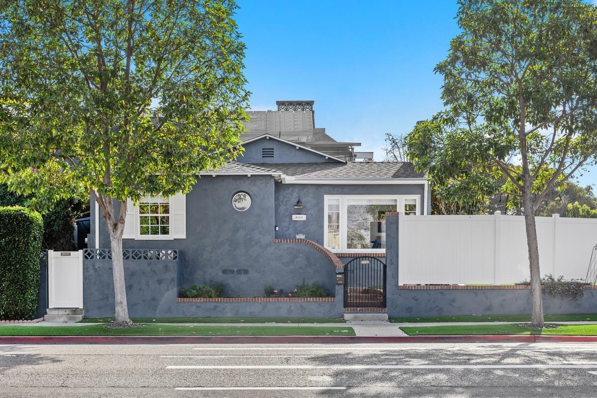 Detail Gallery Image 30 of 32 For 800  3rd St, Coronado,  CA 92118 - 2 Beds | 1 Baths