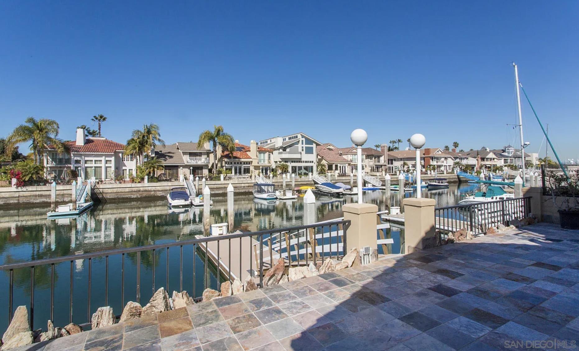 Detail Gallery Image 5 of 29 For 48  Spinnaker Way, Coronado,  CA 92118 - 4 Beds | 3 Baths