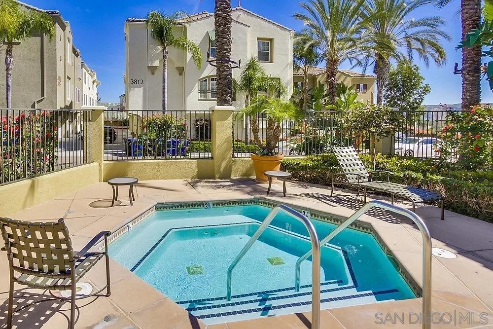 Detail Gallery Image 2 of 18 For 3738  Mykonos, San Diego,  CA 92130 - 3 Beds | 2/1 Baths