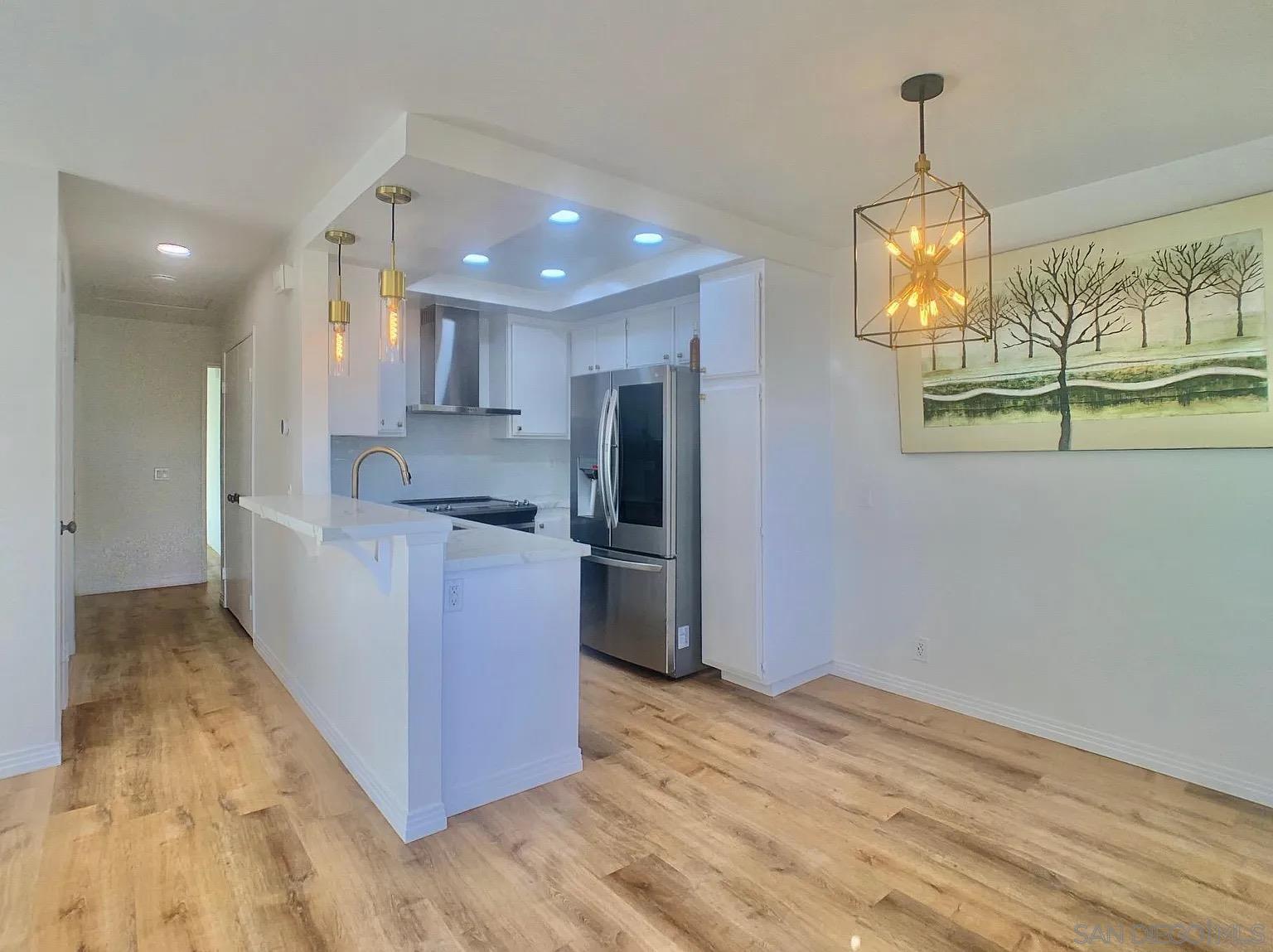 Detail Gallery Image 12 of 43 For 8795  Gilman Dr  C, La Jolla,  CA 92037 - 2 Beds | 1 Baths