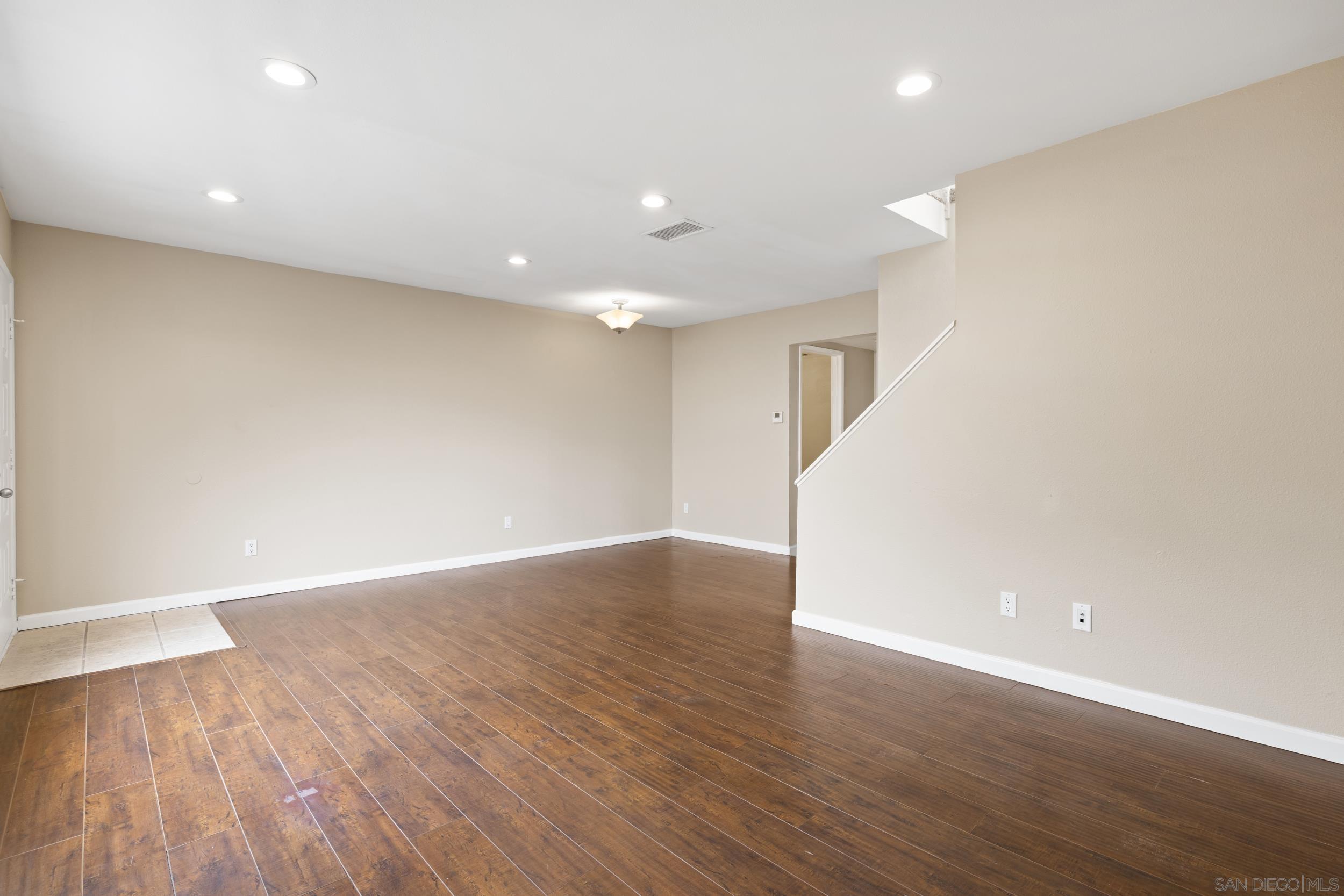 Detail Gallery Image 15 of 27 For 4532  Dawson Ave  #4,  San Diego,  CA 92115 - 3 Beds | 2/1 Baths