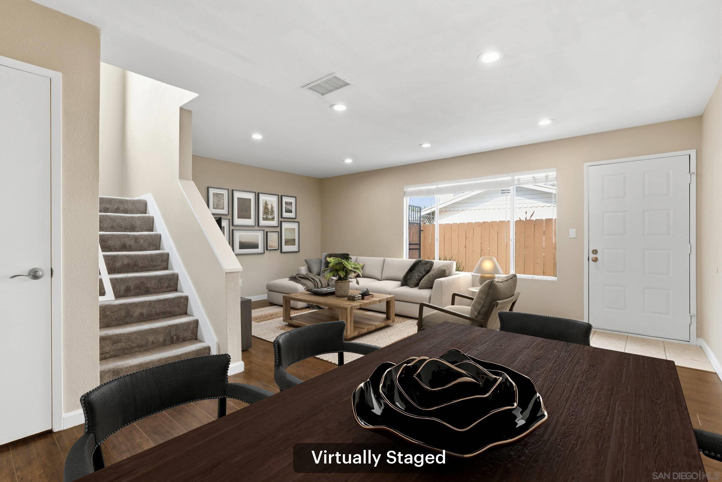 Detail Gallery Image 3 of 27 For 4532  Dawson Ave  #4,  San Diego,  CA 92115 - 3 Beds | 2/1 Baths