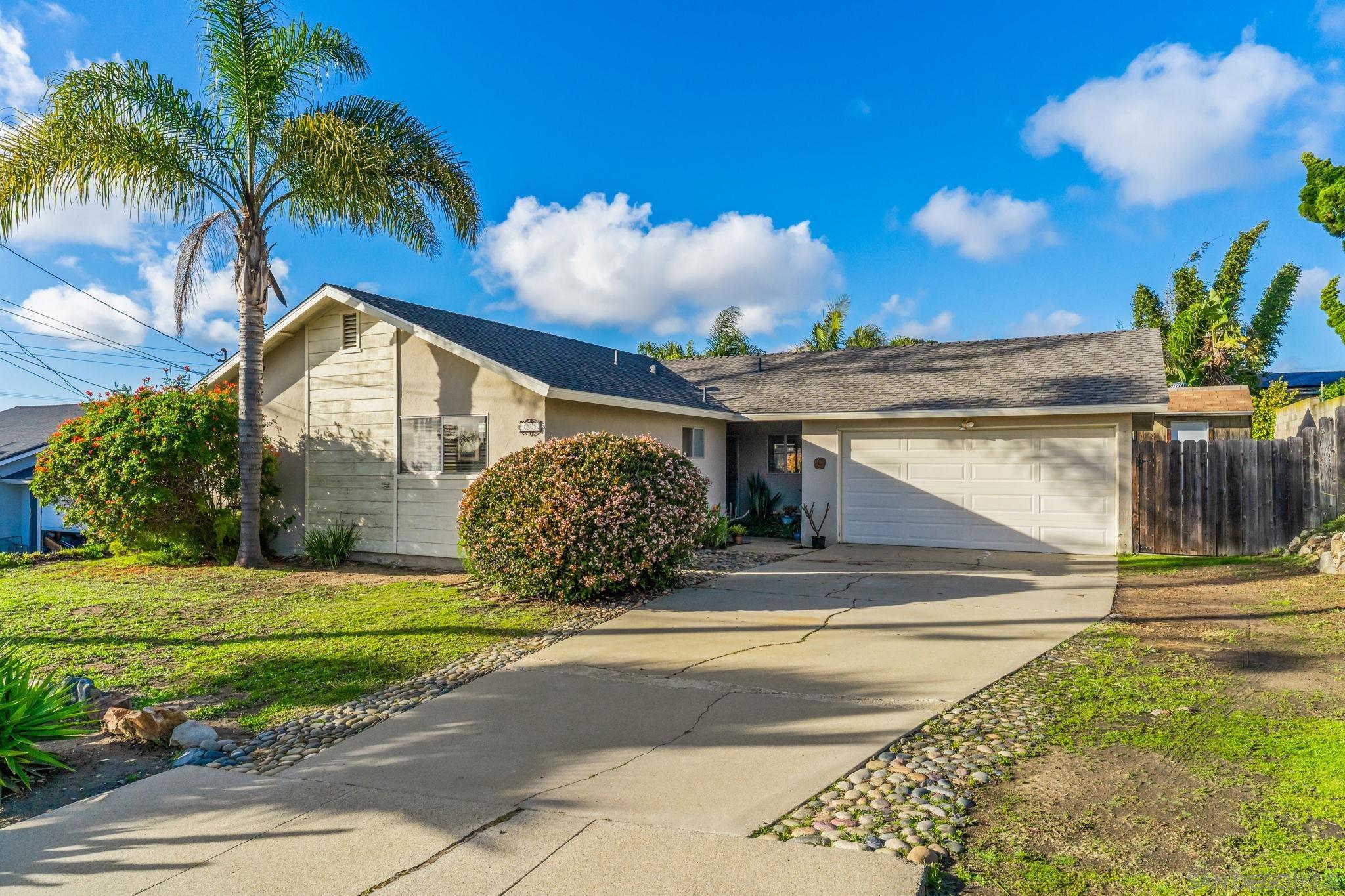 Detail Gallery Image 4 of 18 For 926  Nolbey St, Cardiff By The Sea,  CA 92007 - 3 Beds | 2 Baths