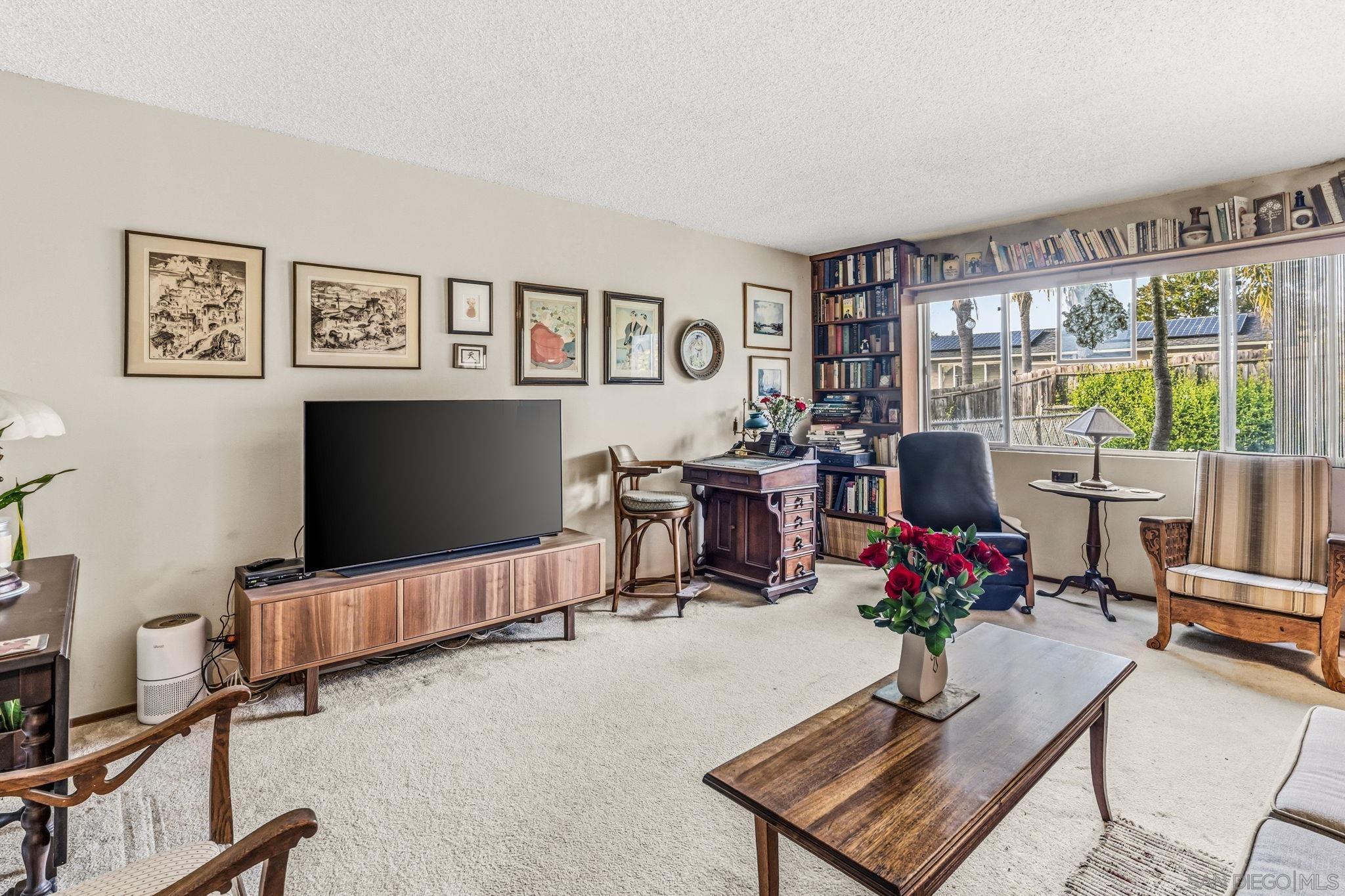 Detail Gallery Image 6 of 18 For 926  Nolbey St, Cardiff By The Sea,  CA 92007 - 3 Beds | 2 Baths