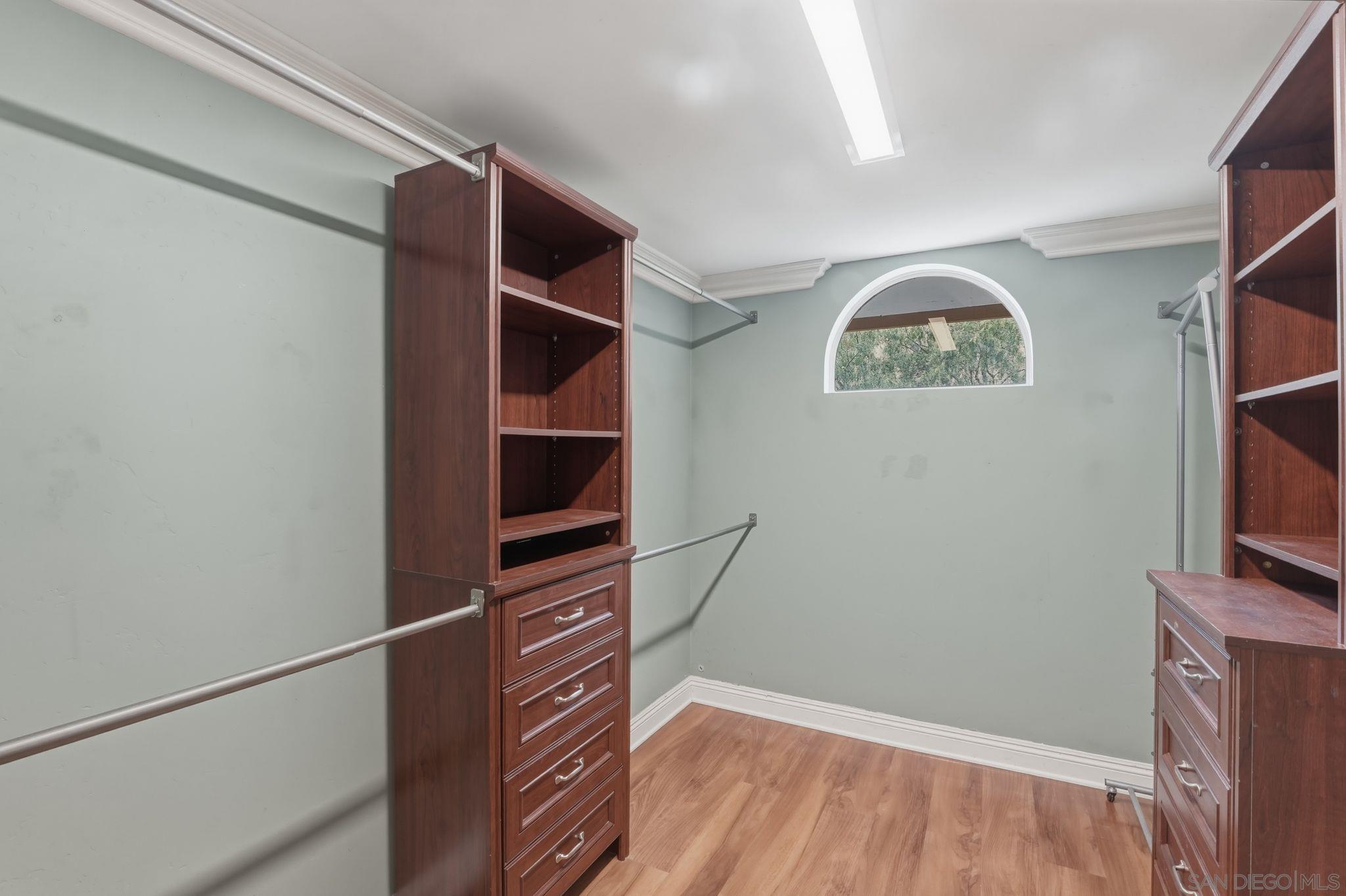 Detail Gallery Image 24 of 59 For 1650  Cuyamaca Ave, Spring Valley,  CA 91977 - 4 Beds | 4/1 Baths