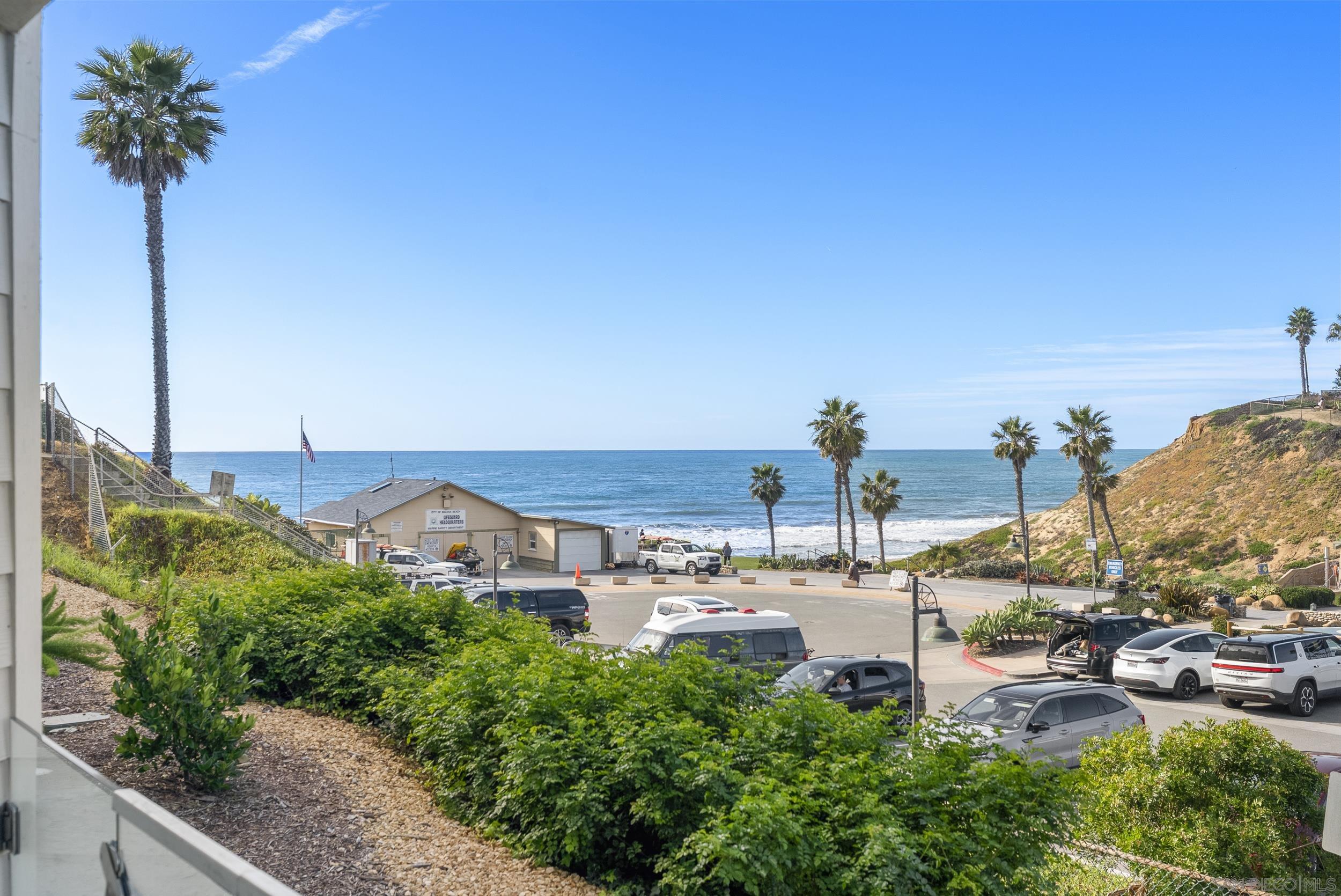 Detail Gallery Image 2 of 39 For 135 S S Sierra Ave  #6,  Solana Beach,  CA 92075 - 2 Beds | 2 Baths