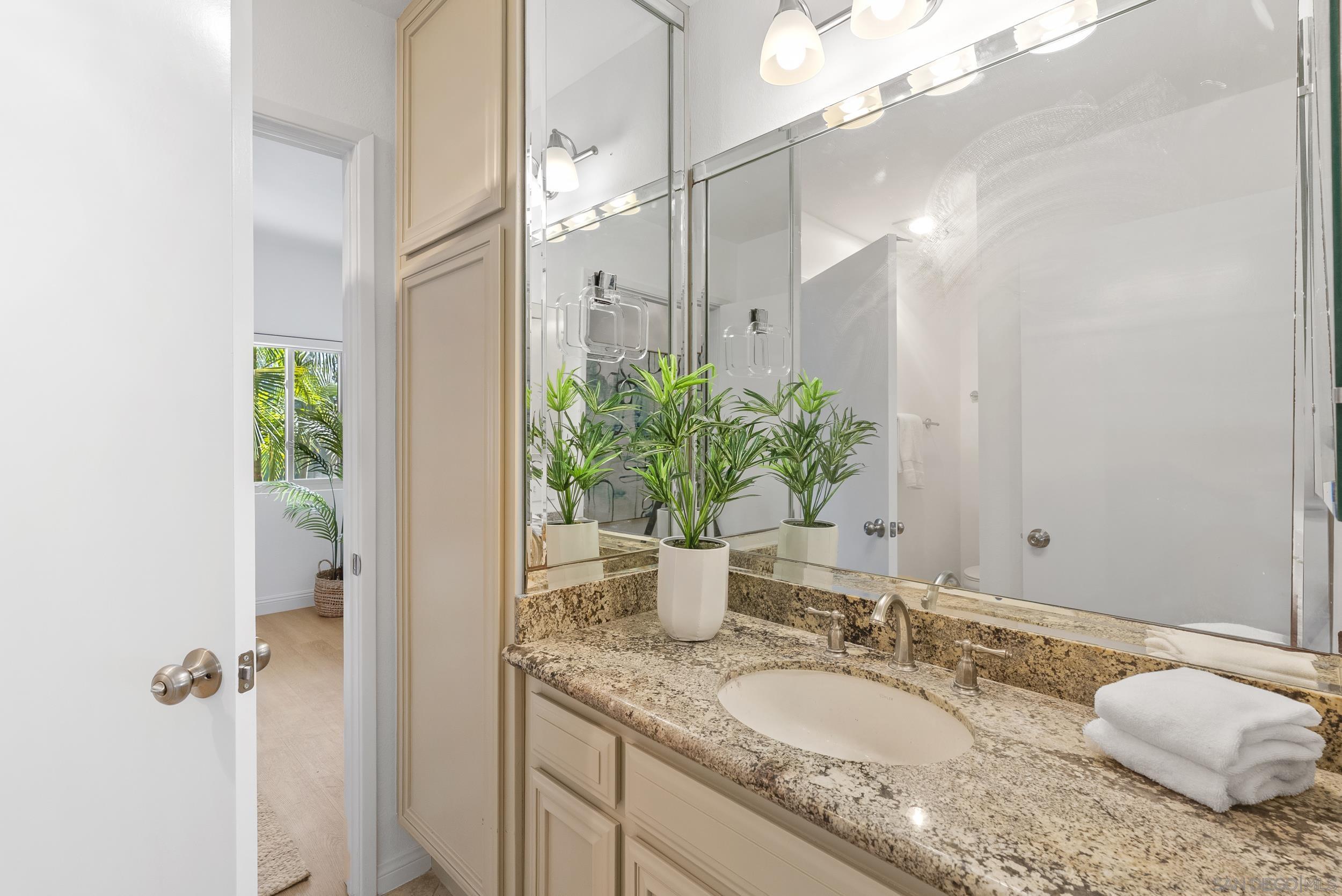 Detail Gallery Image 32 of 39 For 135 S S Sierra Ave  #6,  Solana Beach,  CA 92075 - 2 Beds | 2 Baths