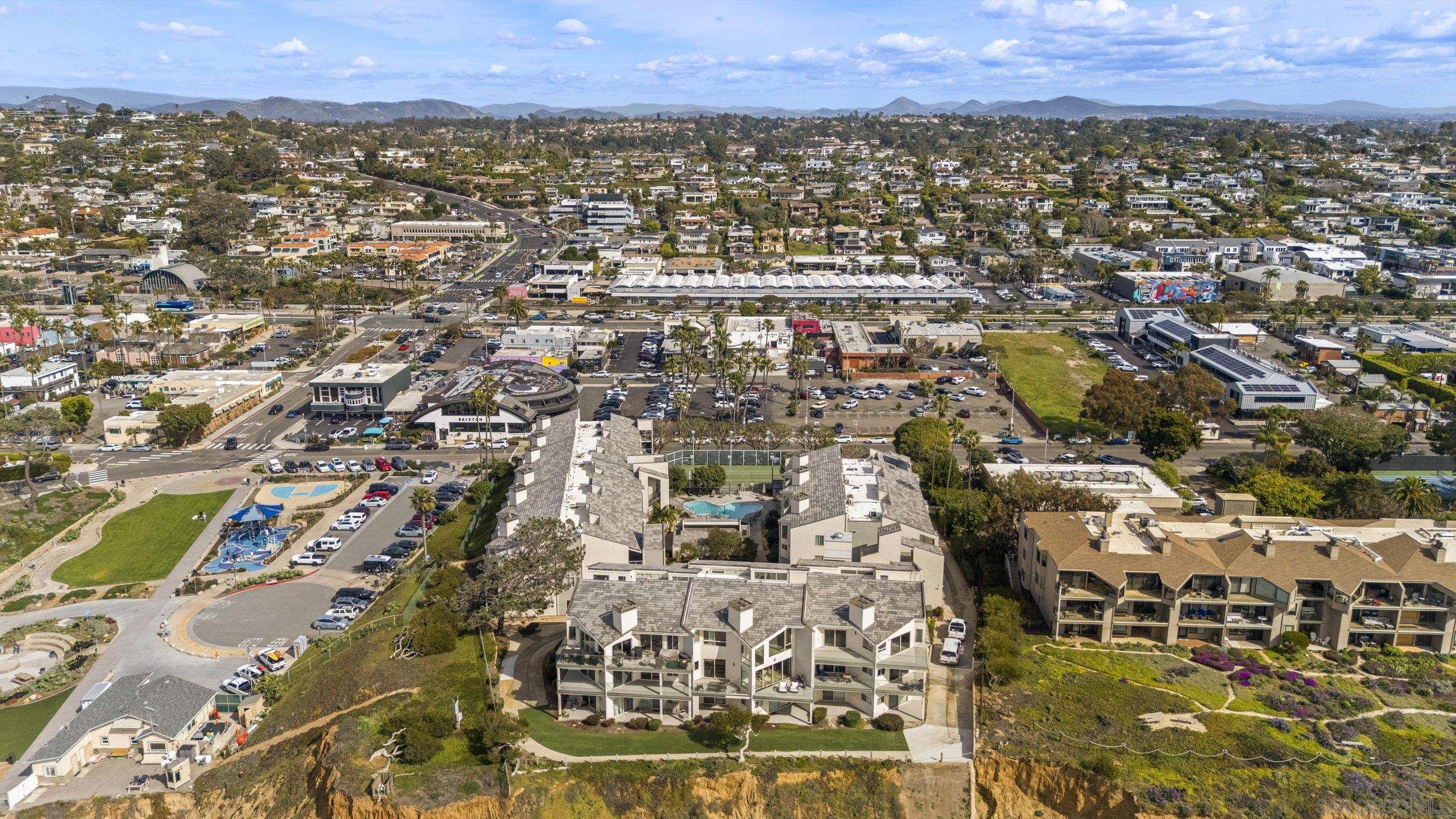 Detail Gallery Image 36 of 39 For 135 S S Sierra Ave  #6,  Solana Beach,  CA 92075 - 2 Beds | 2 Baths
