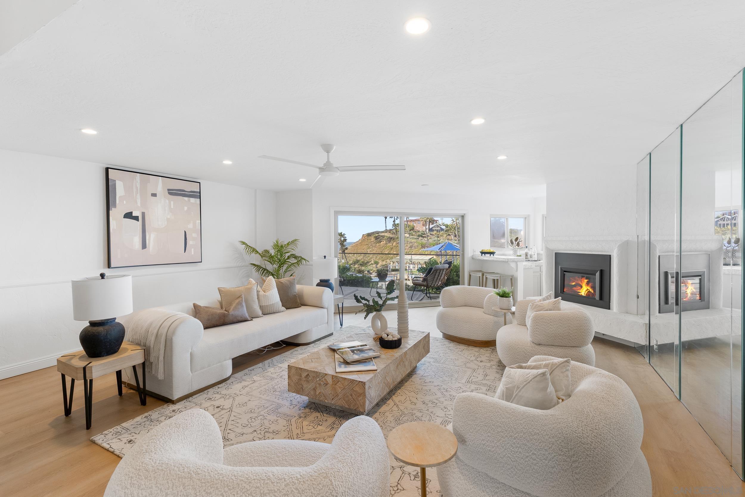 Detail Gallery Image 5 of 39 For 135 S S Sierra Ave  #6,  Solana Beach,  CA 92075 - 2 Beds | 2 Baths