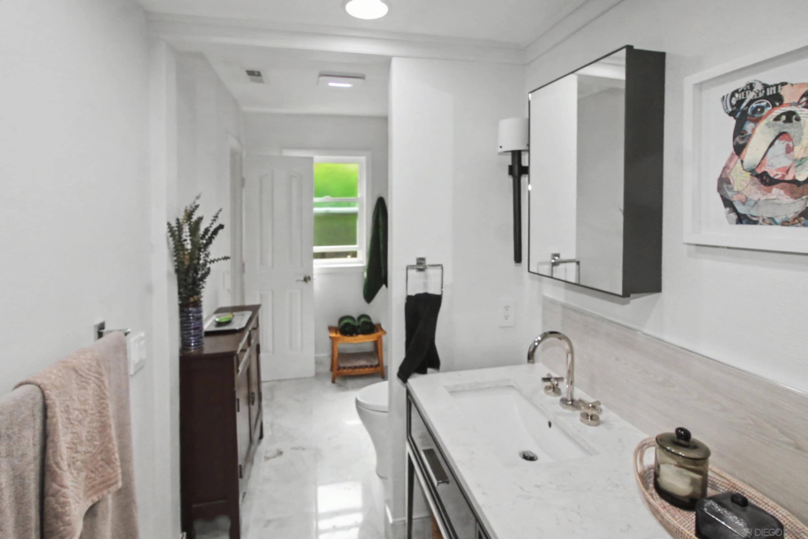 Detail Gallery Image 28 of 42 For 4045  via Los Padres, Oceanside,  CA 92057 - 4 Beds | 2 Baths