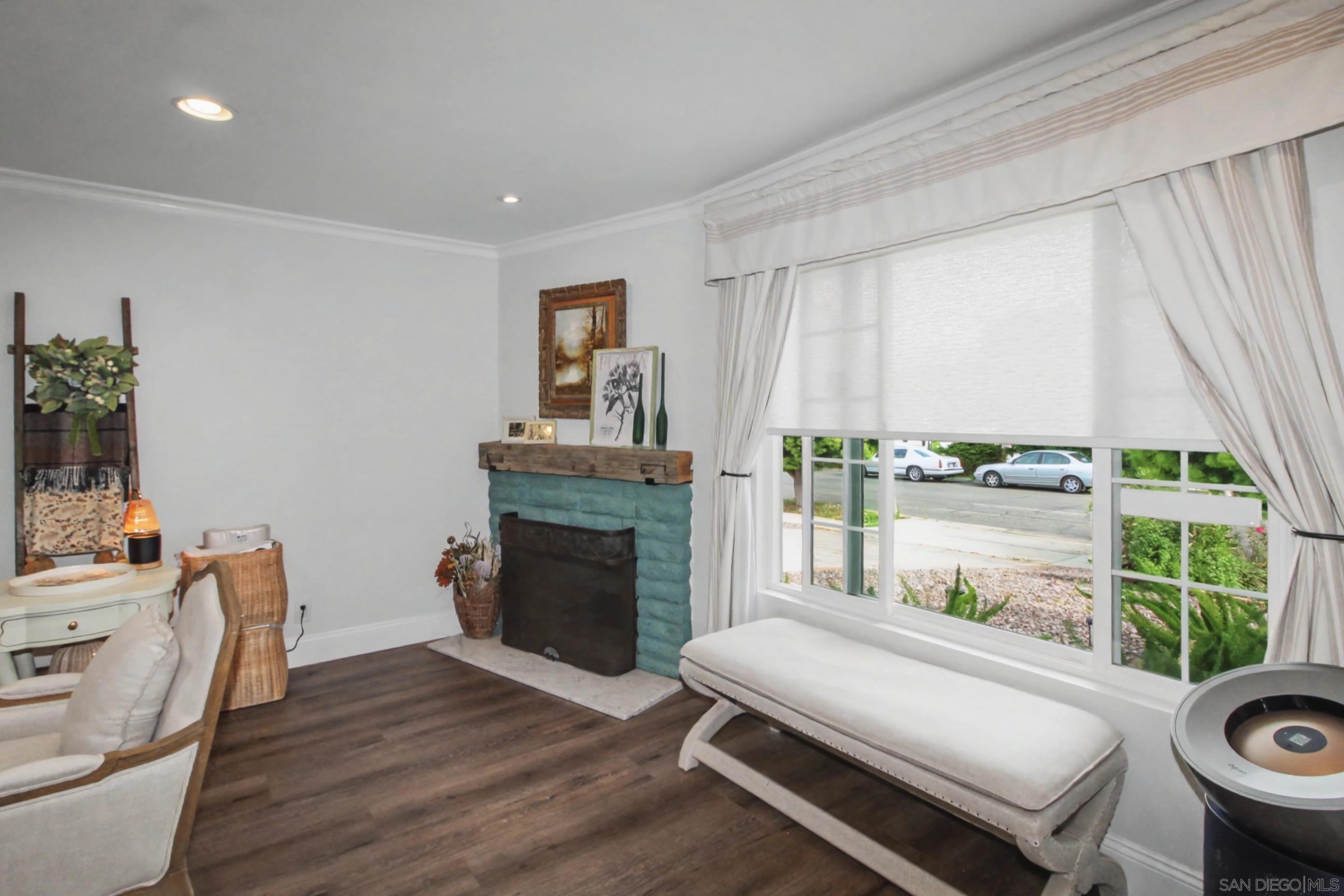 Detail Gallery Image 8 of 42 For 4045  via Los Padres, Oceanside,  CA 92057 - 4 Beds | 2 Baths