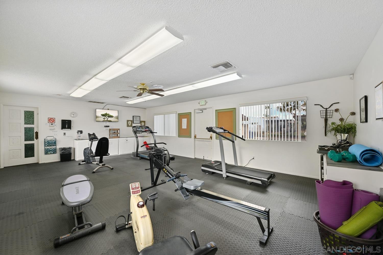 Detail Gallery Image 22 of 28 For 1195  La Moree Rd  #34,  San Marcos,  CA 92078 - 2 Beds | 2 Baths