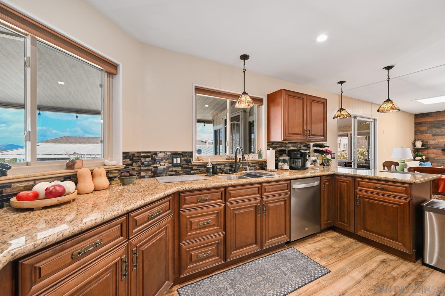 Detail Gallery Image 10 of 28 For 1195  La Moree Rd  #34,  San Marcos,  CA 92078 - 2 Beds | 2 Baths