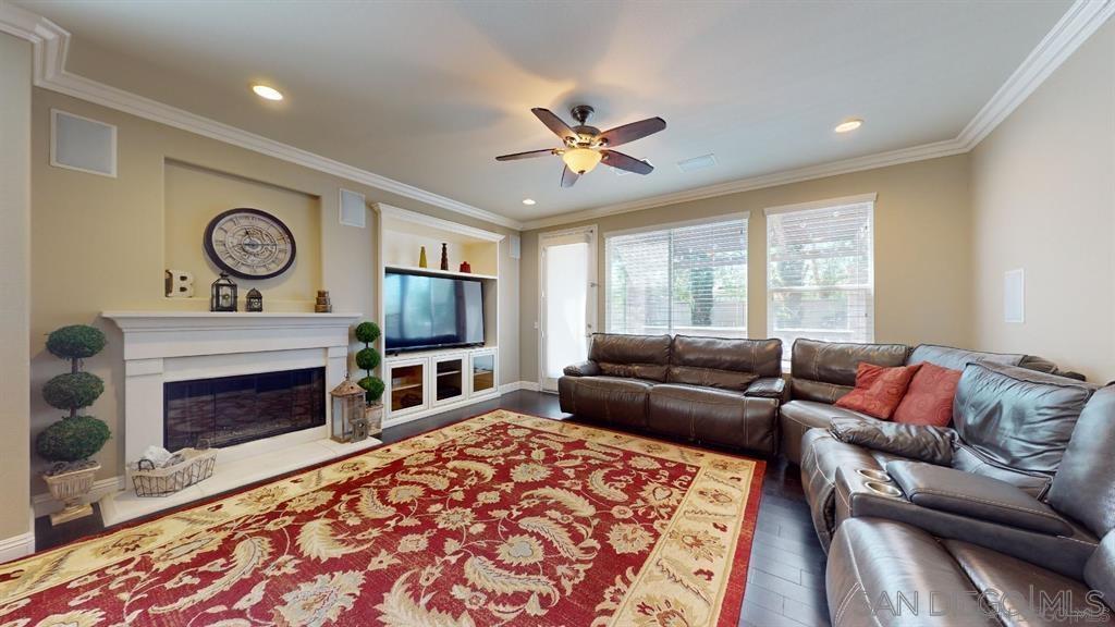 Detail Gallery Image 8 of 26 For 1026  White Alder Ave, Chula Vista,  CA 91914 - 6 Beds | 4/1 Baths